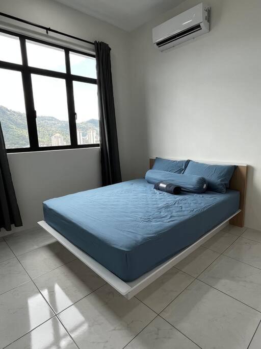 Sun Executive Suite Entire Unit @Bayan Lepas #5pax #Queensbay #SPICE #100Mbps photo 6