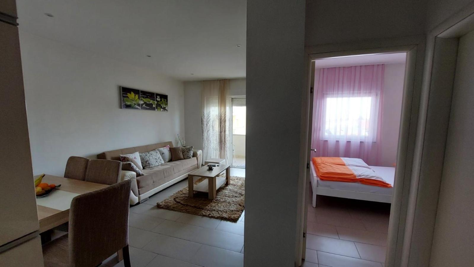 HELA Lux apartment