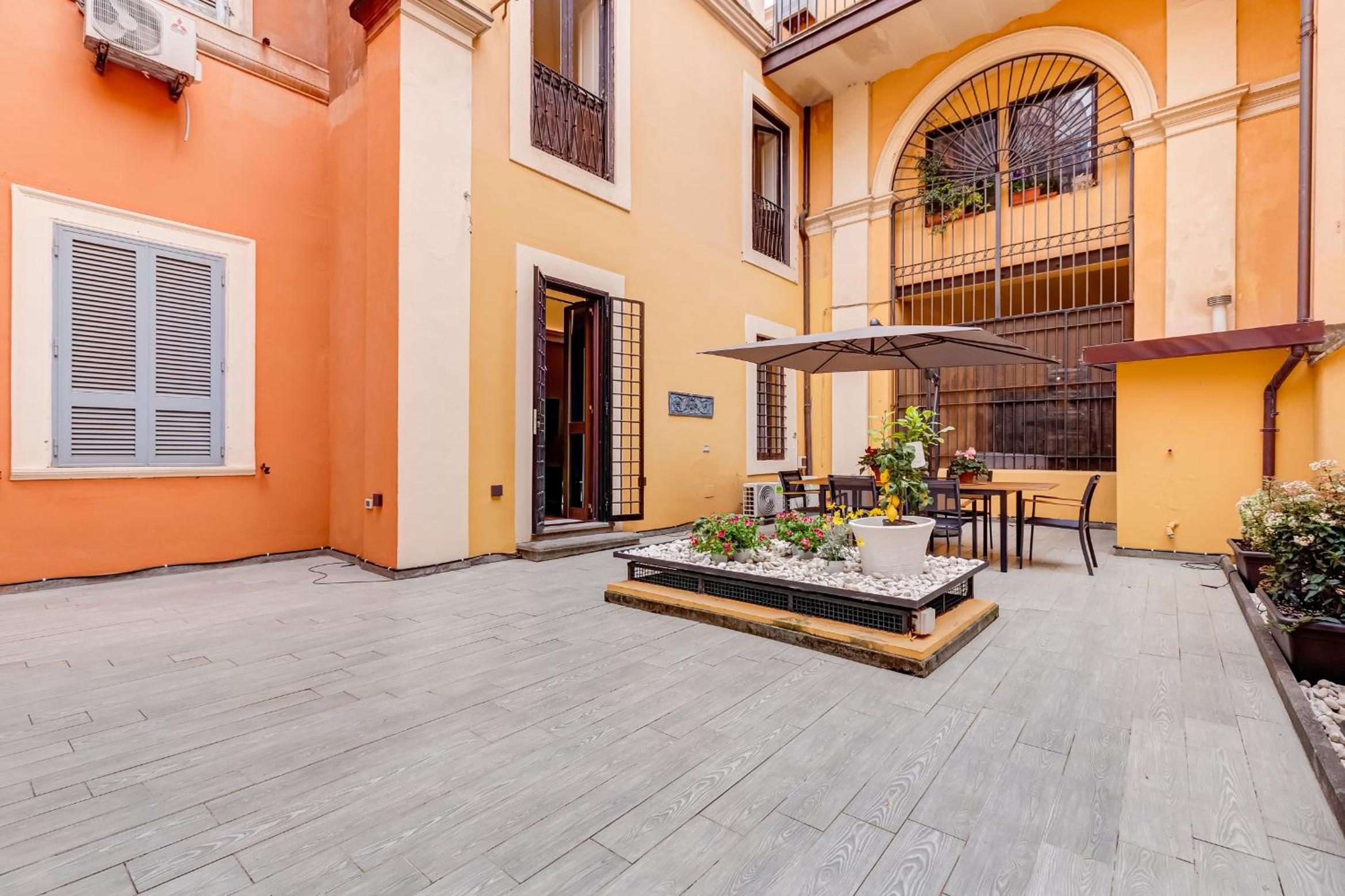SPANISH GARDEN