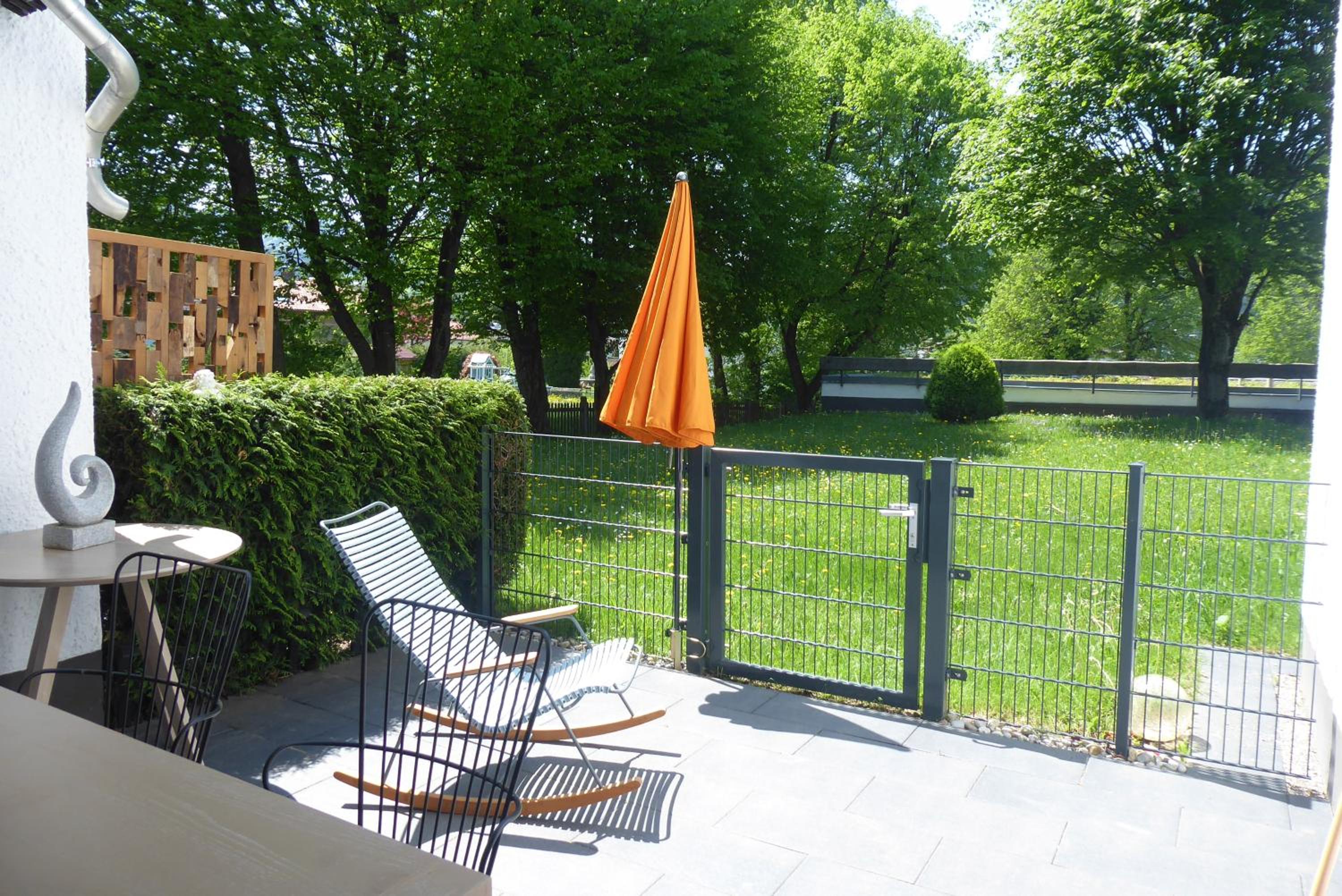 Maurers Schlierseetraum 6, Studio 455 mit 42 qm neu renoviert, Erdgeschoss mit eingezäunter Terrasse in ruhiger Lage am Kirchbichlweg 8 view 3
