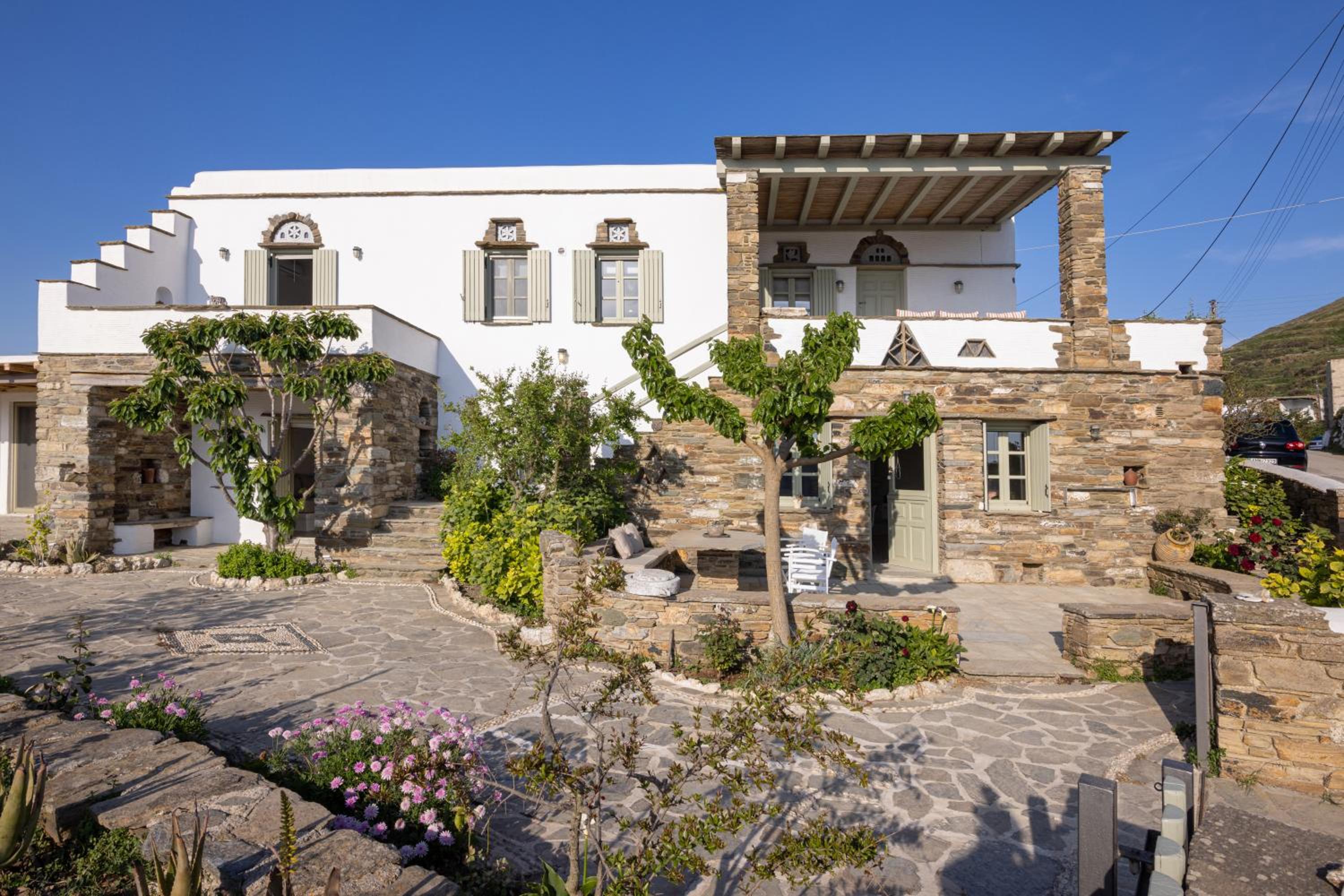 Kechros houses