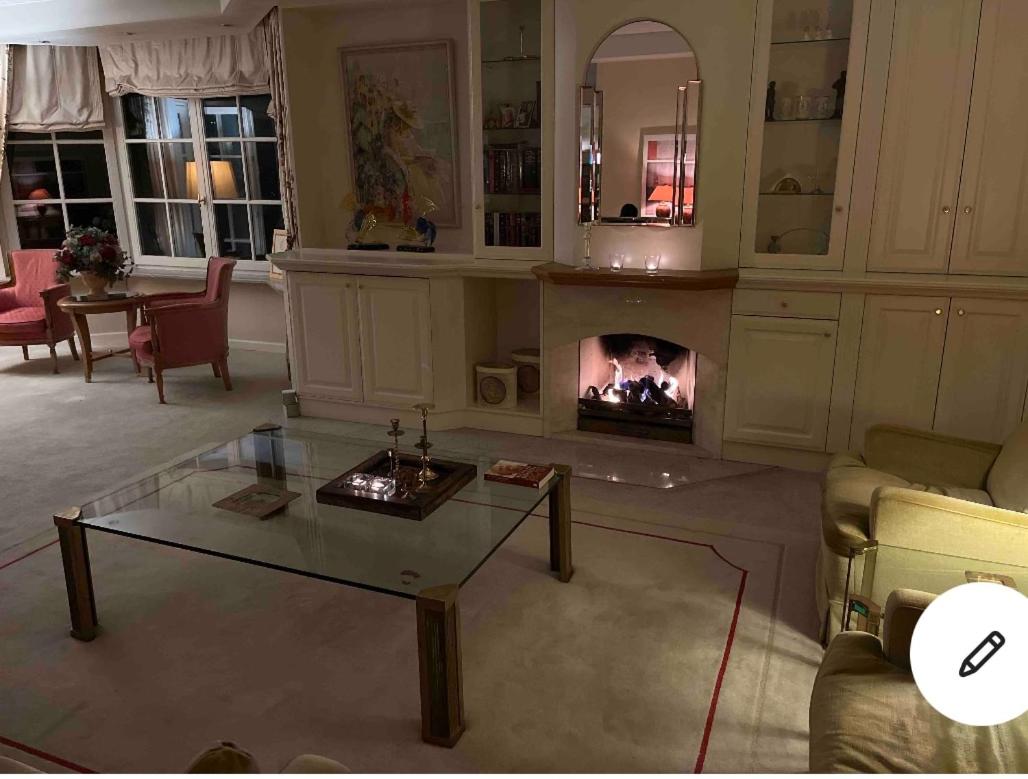 Villa Haagdoorn te Achel, 10 personen, 12 personen op aanvraag, met Ecologisch zwembad in een oase van rust!