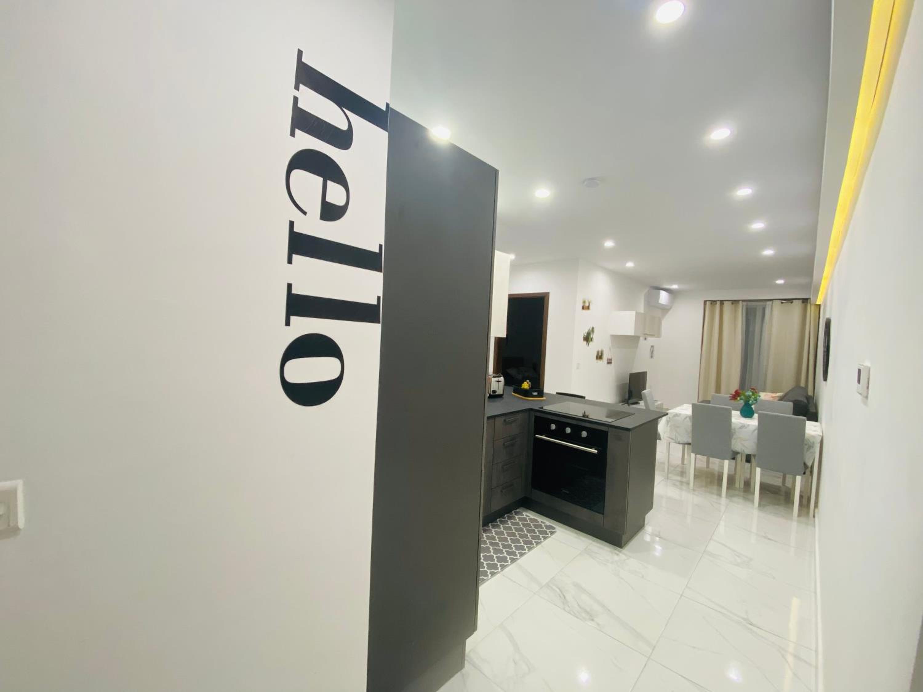 Central Modern Apartment Msida view 3