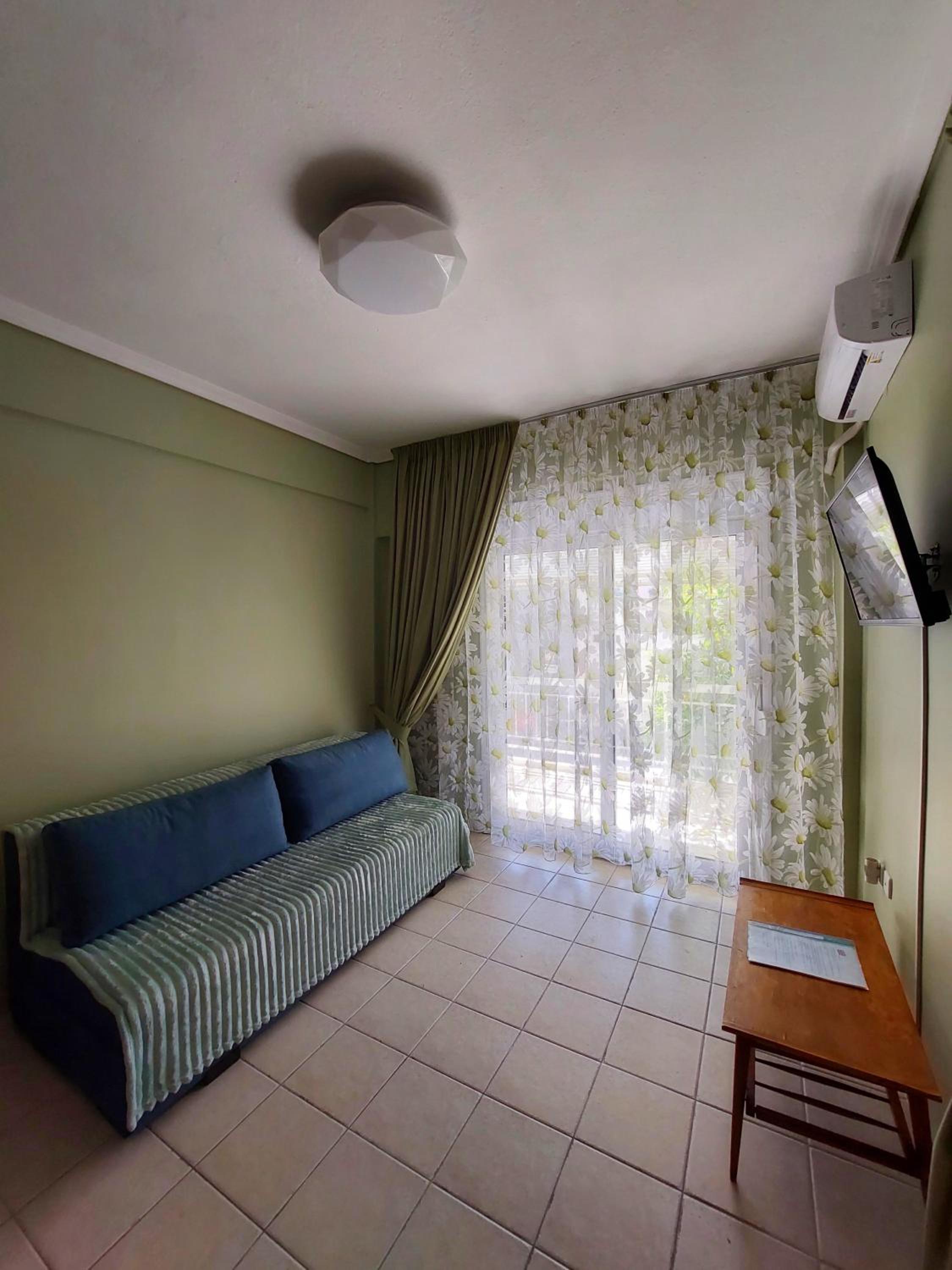 Orange Tree Apartment view 5