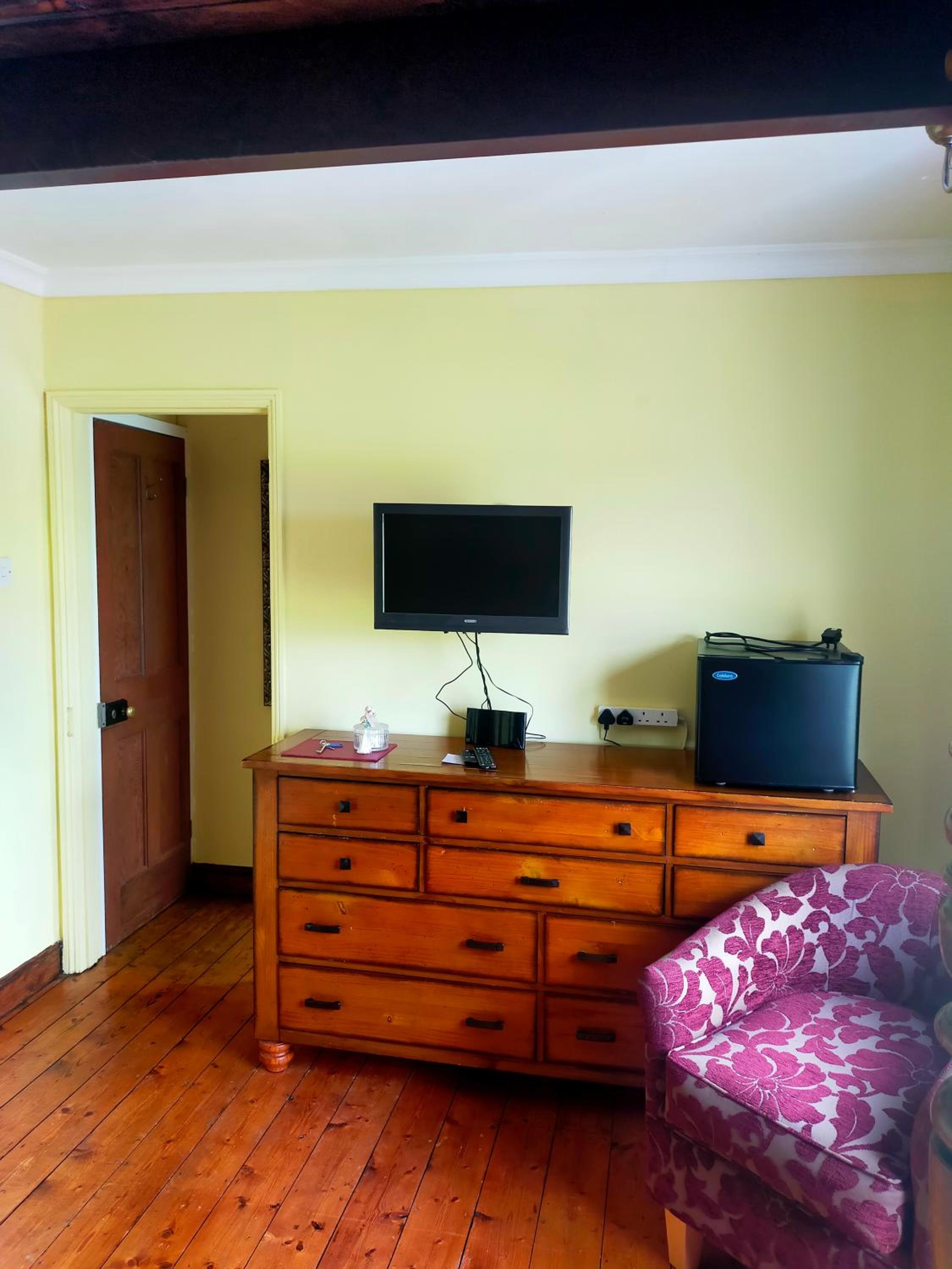 Photo 17