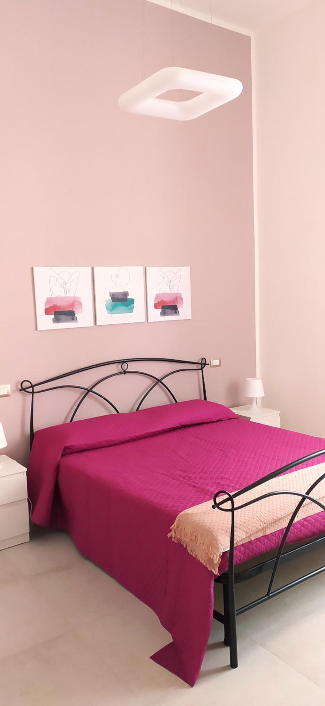 b&b Telesilla