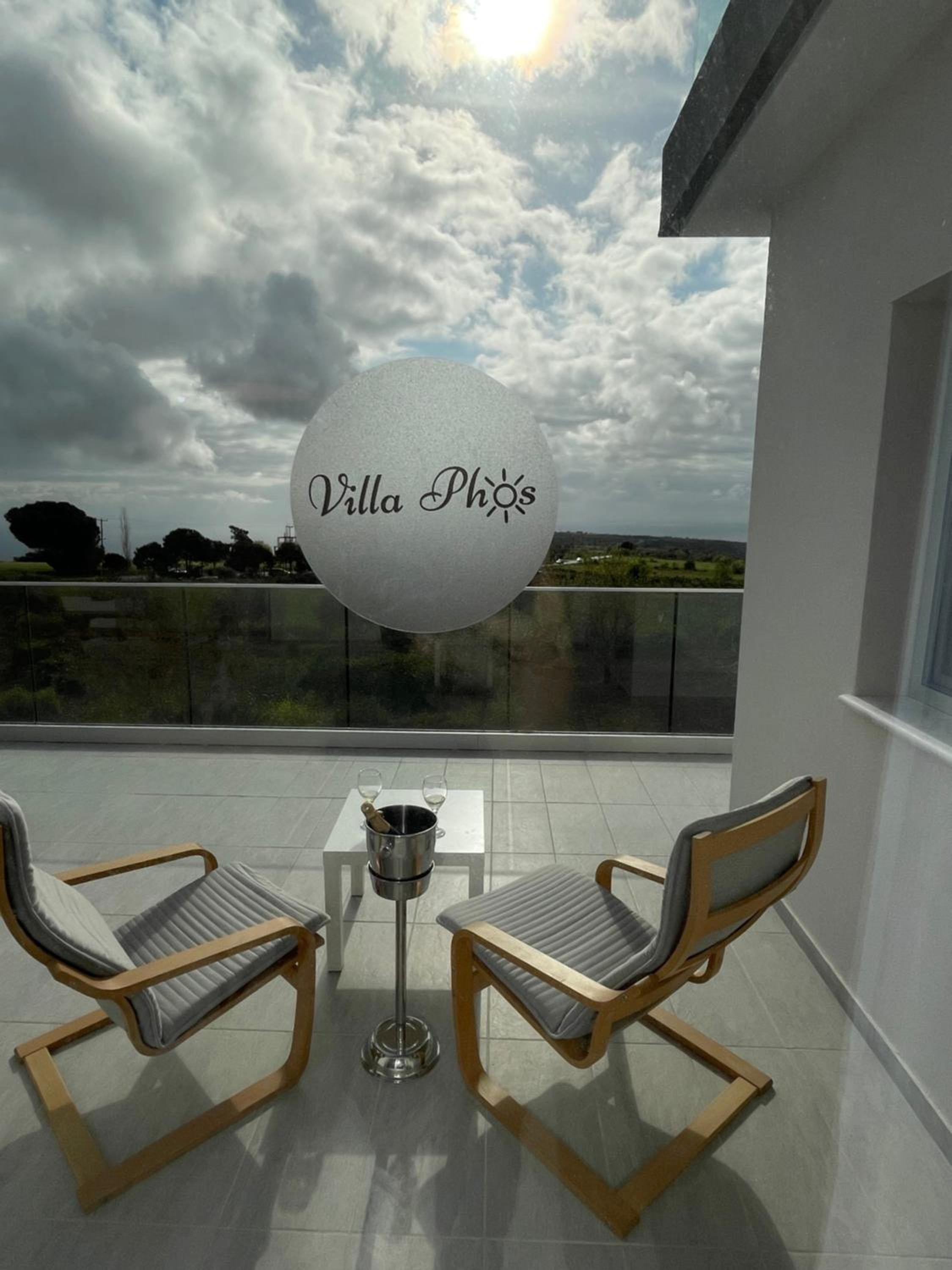 Villa Phos