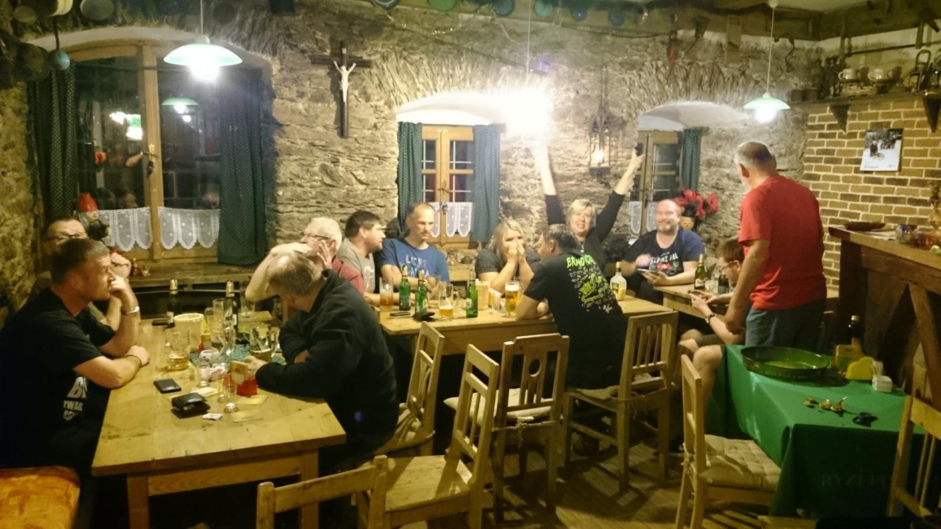 Roubenka Mlýn u skály Deštné v Orlických horách volné termíny 5 bytů