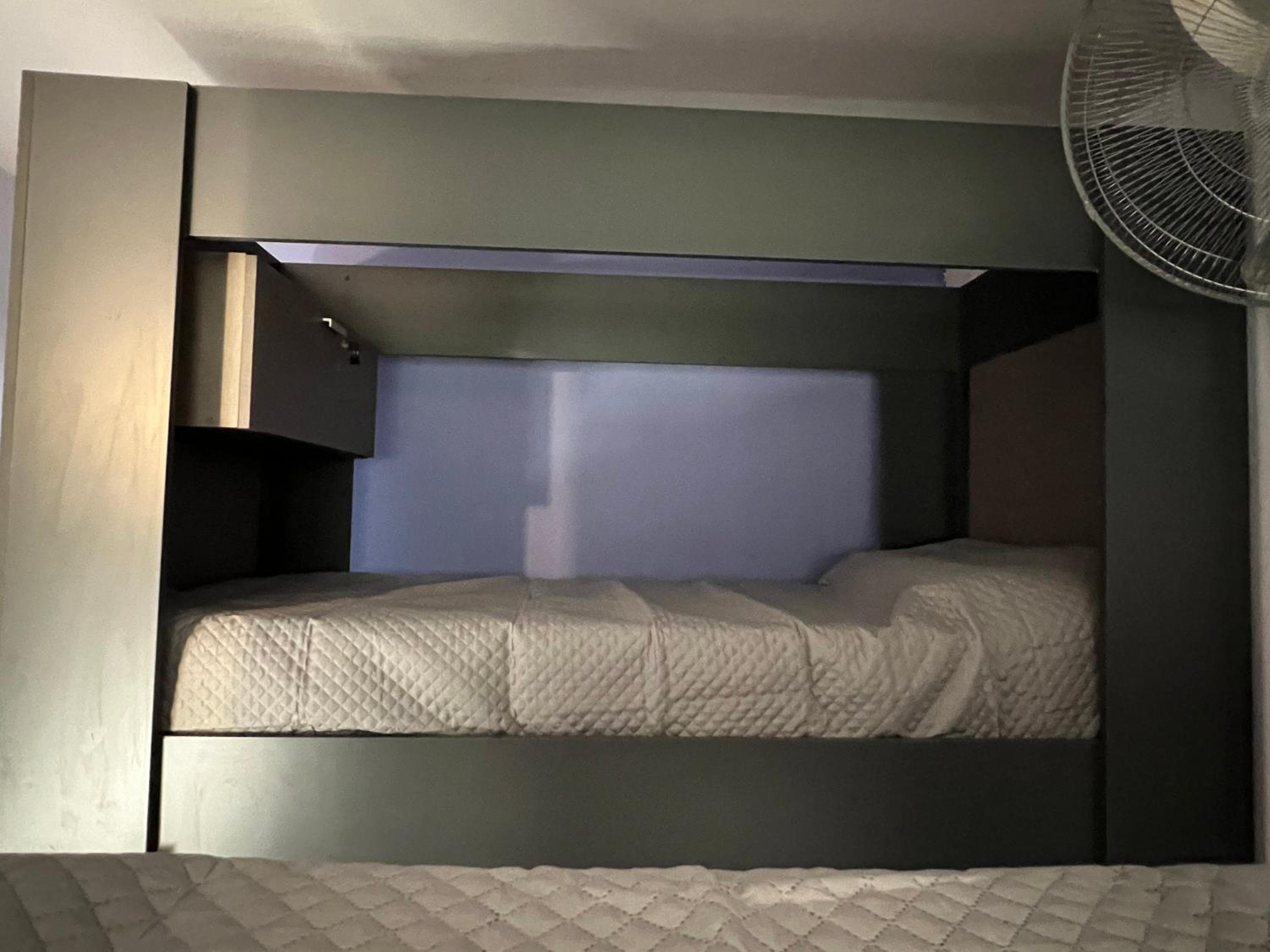 Wynwood Extreme Hostel