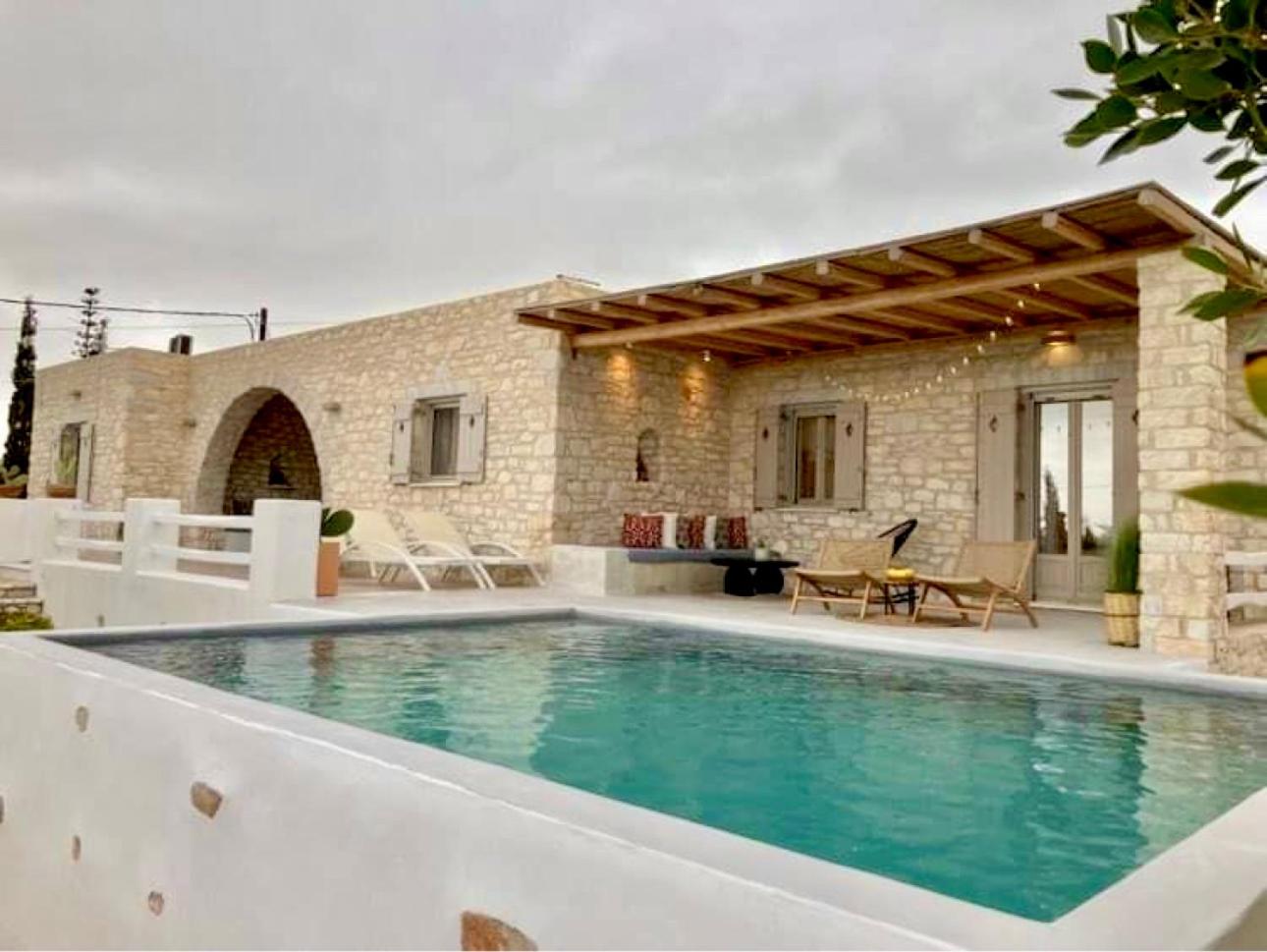 Villa Giorgianna -near Aliki beach with pool view 5