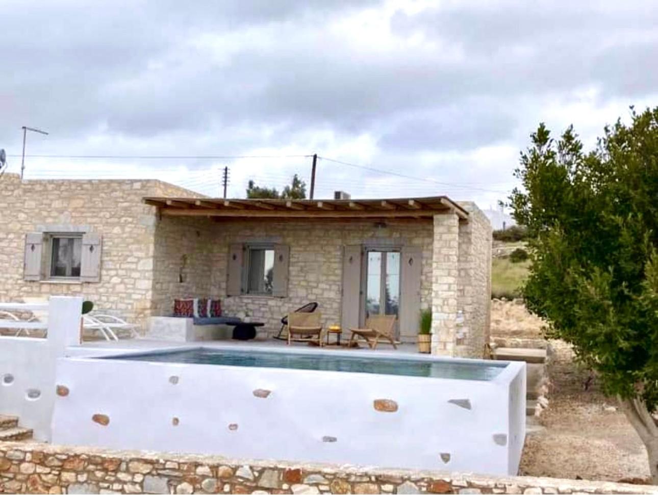 Villa Giorgianna -near Aliki beach with pool view 4