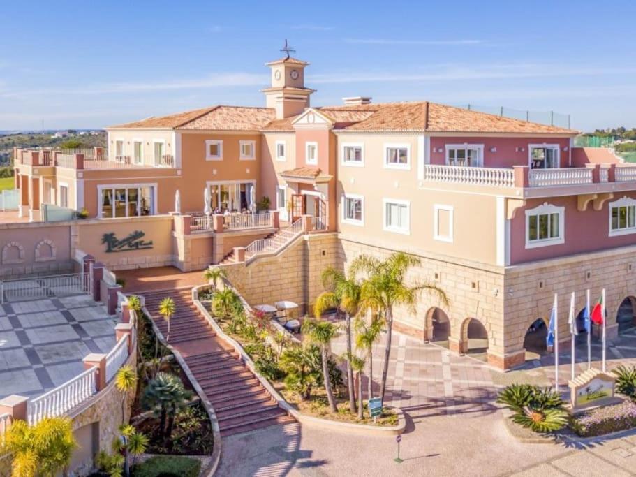 Algarver II-Boavista Golf Fairview Swimpool Apartment