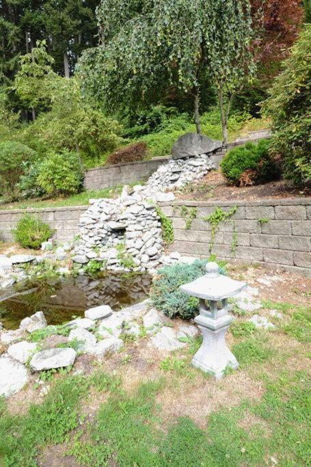 Tranquil And Spacious suite in Anmore