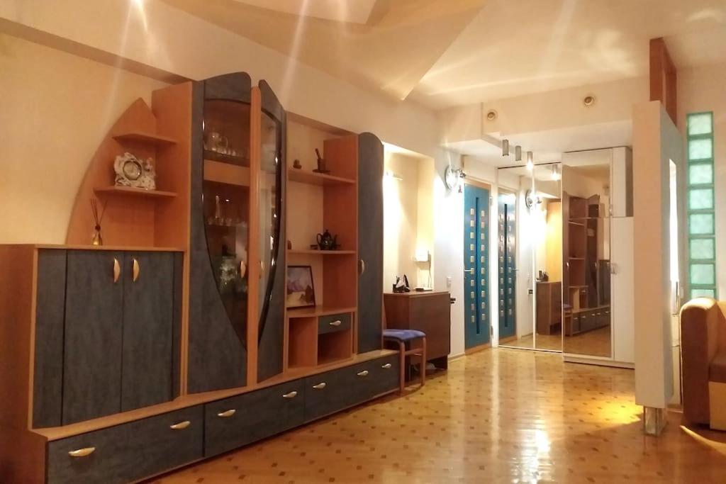 Sea View Apartment in the Center of Baku!