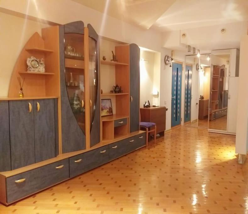 Sea View Apartment in the Center of Baku!
