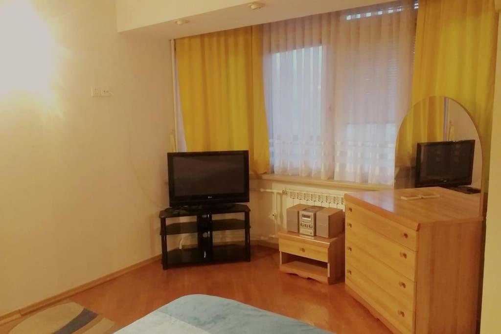 Sea View Apartment in the Center of Baku!