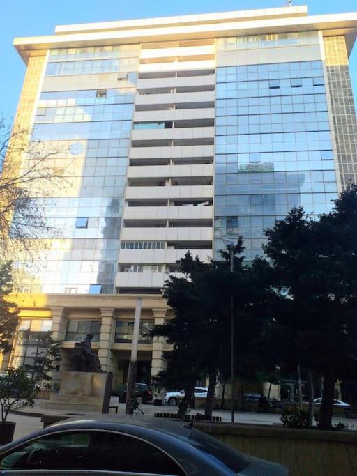 Sea View Apartment in the Center of Baku!