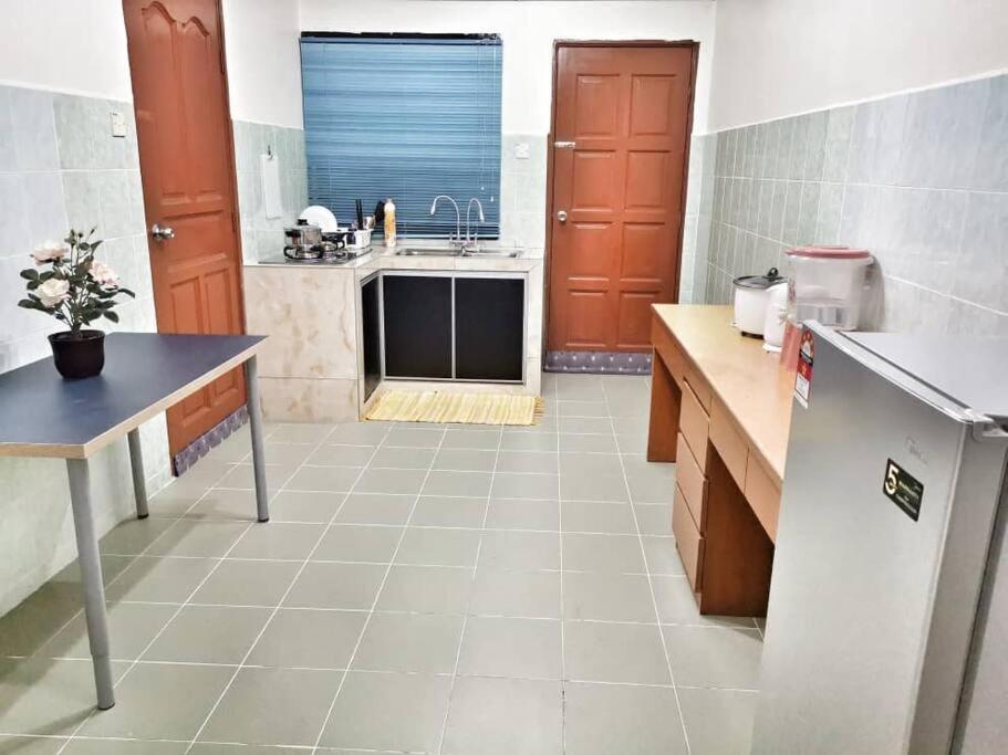 Zaref Homestay Pasir Gudang @ Taman Mawar photo 8
