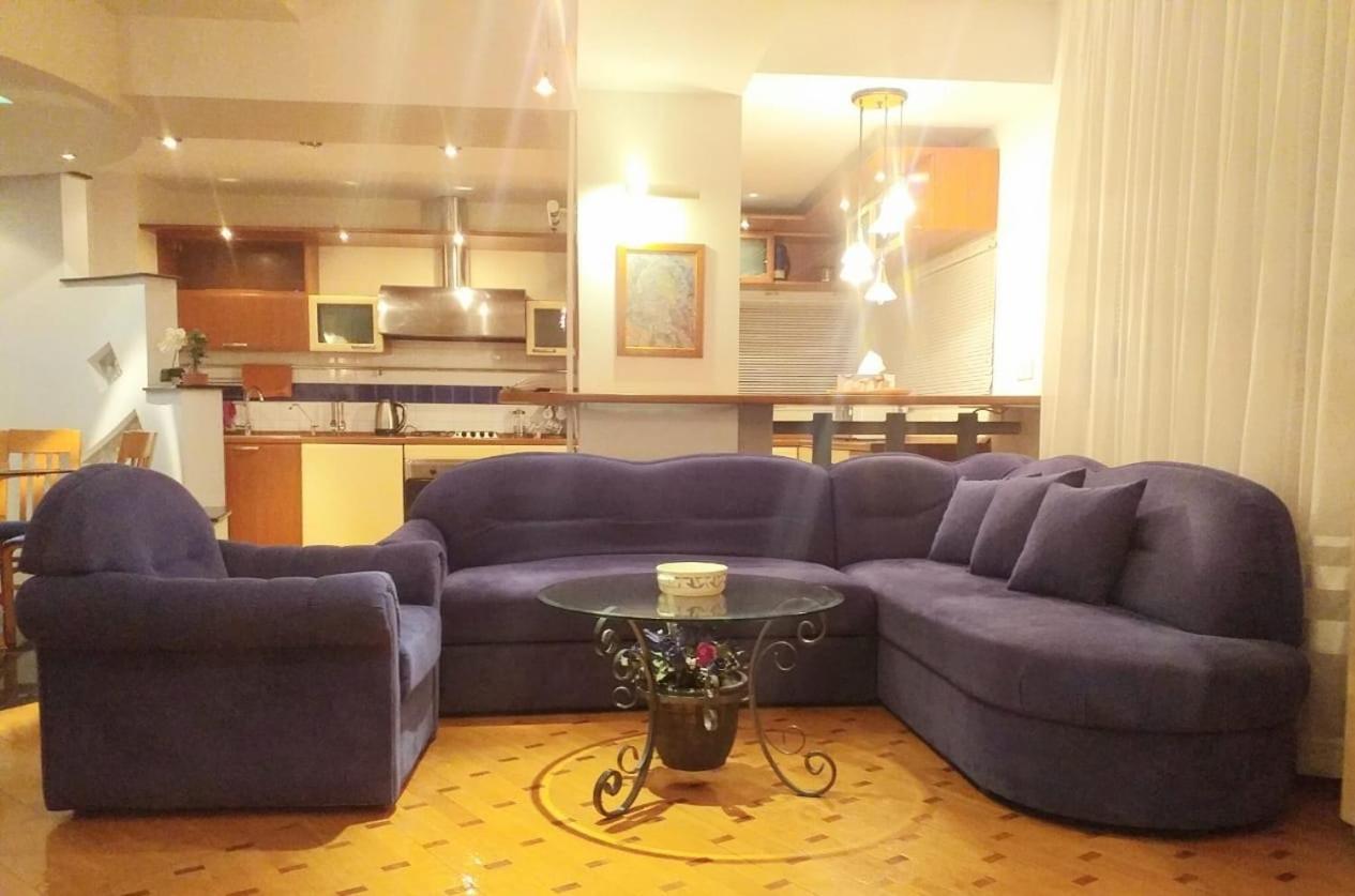 Sea View Apartment in the Center of Baku!