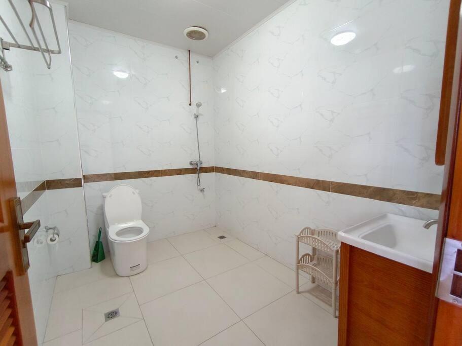 2 bedroom Apartment - view 12