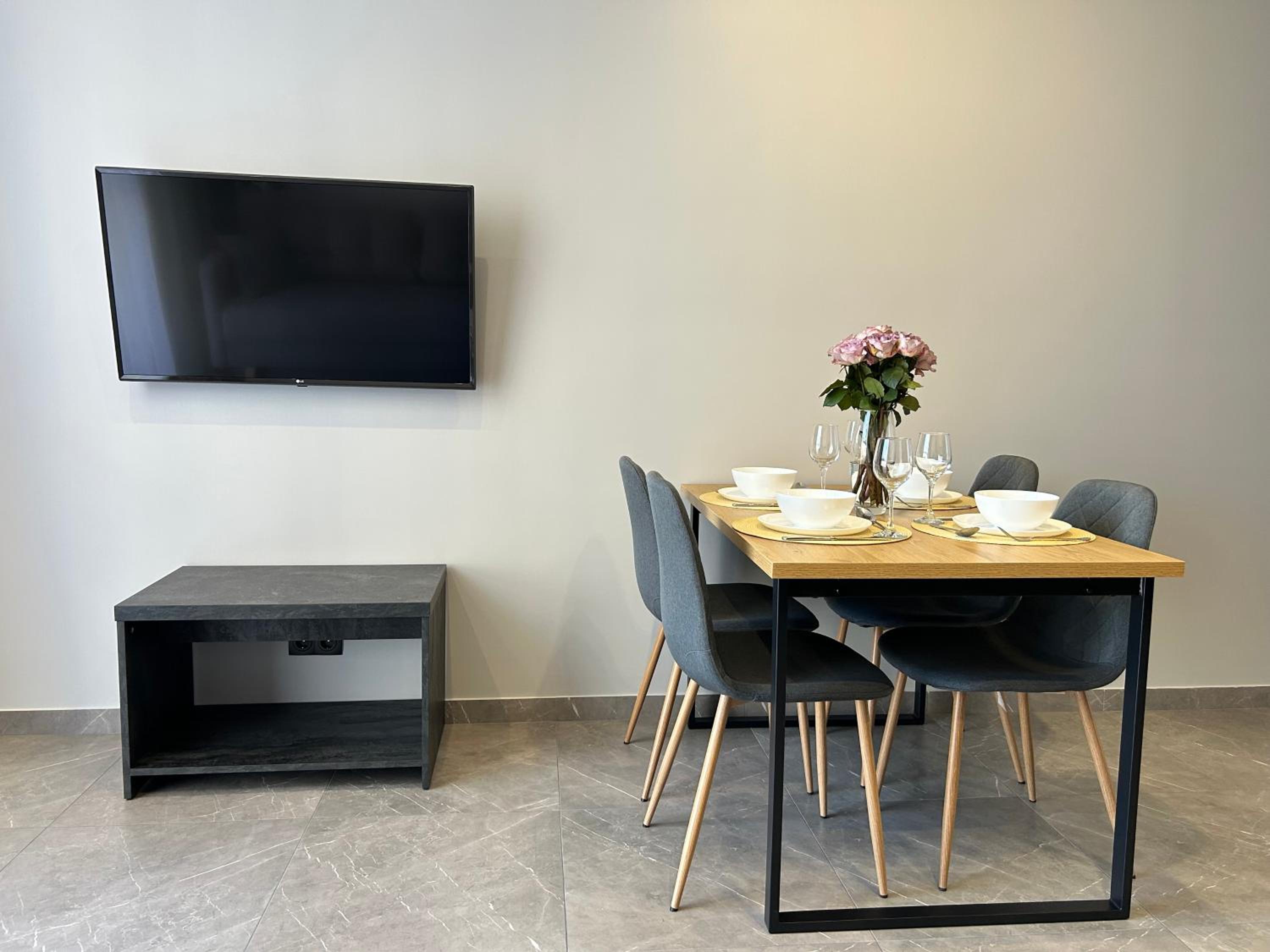 EAvalonRestApartment