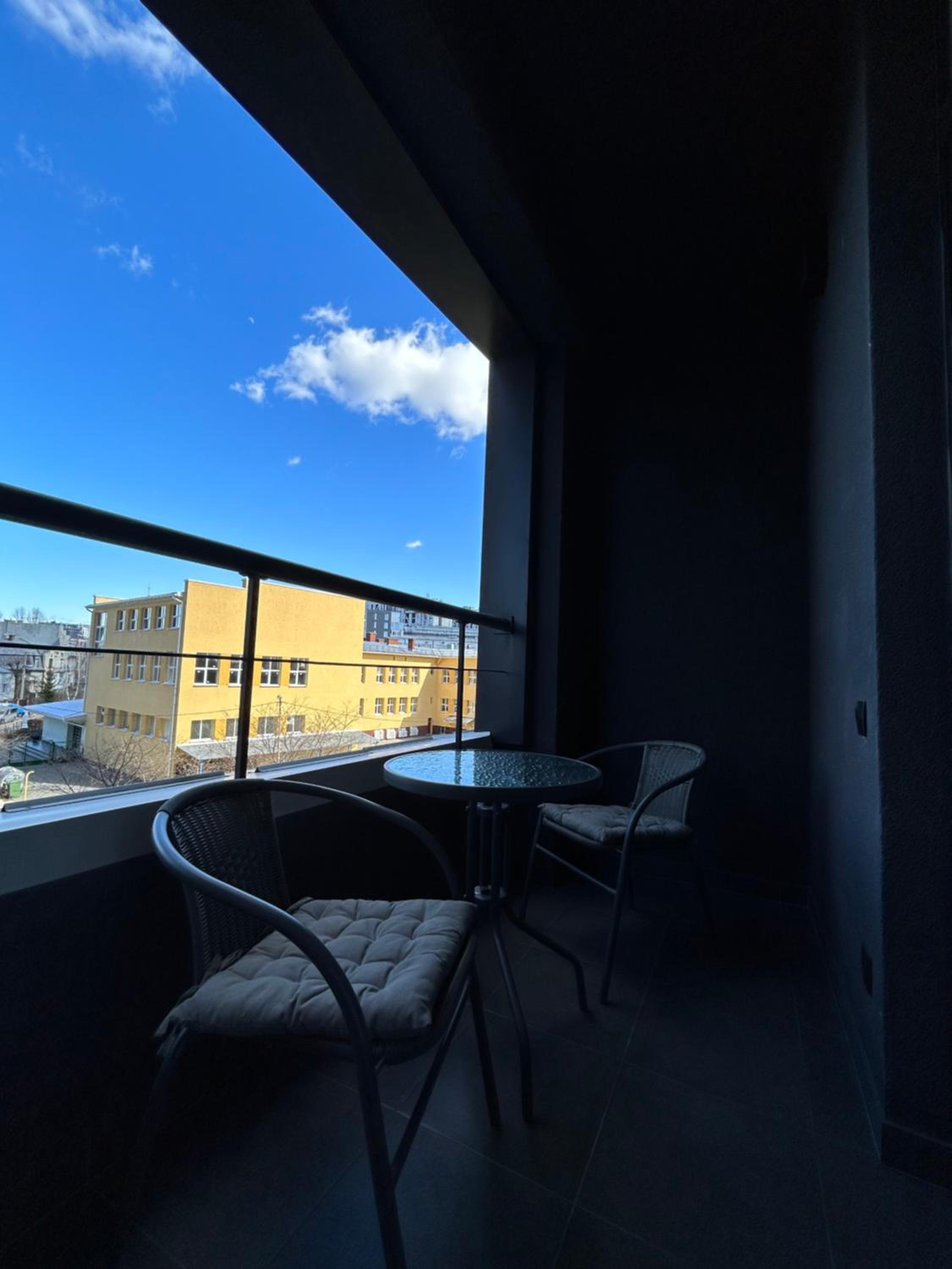 EAvalonRestApartment