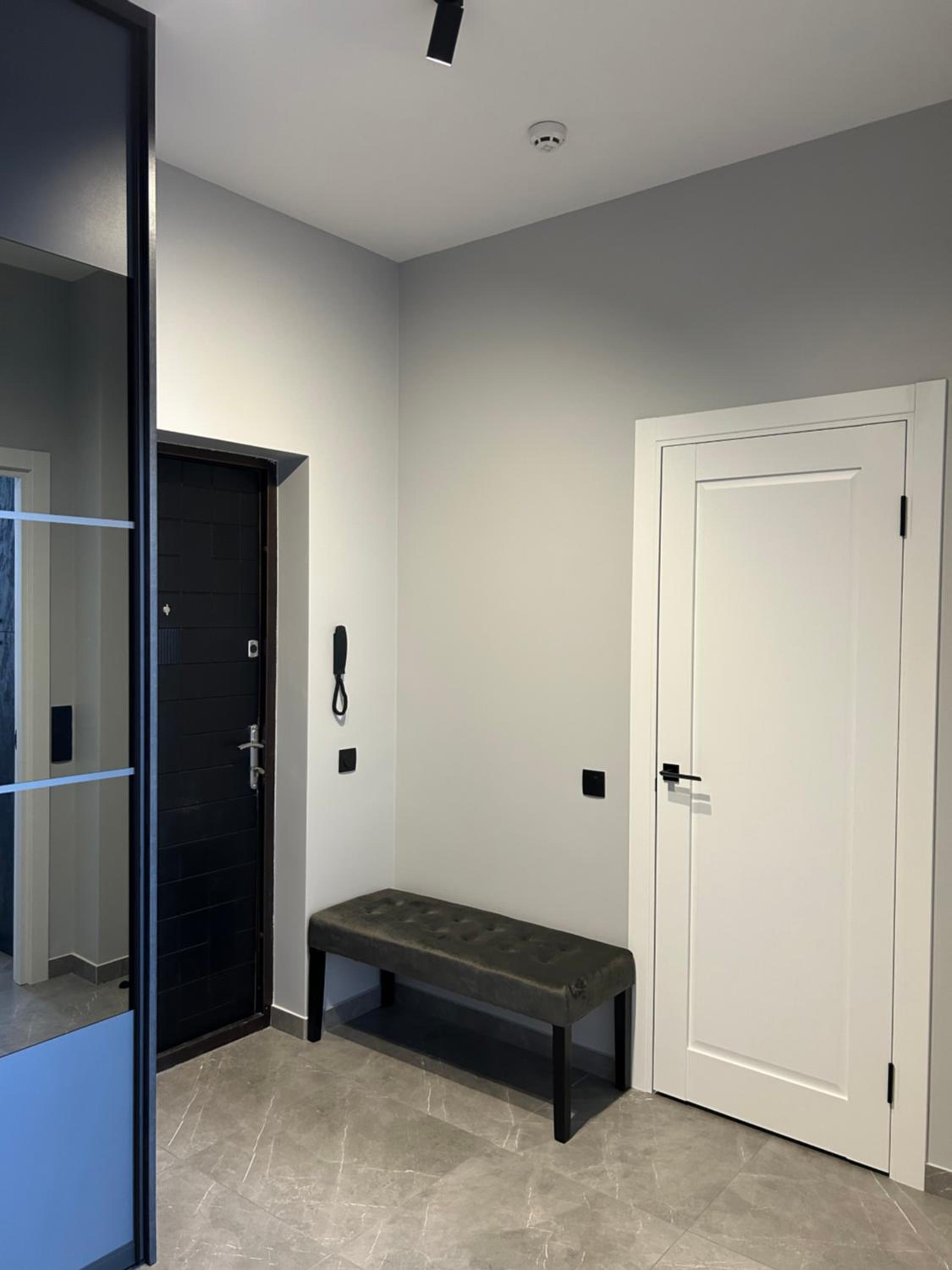 EAvalonRestApartment