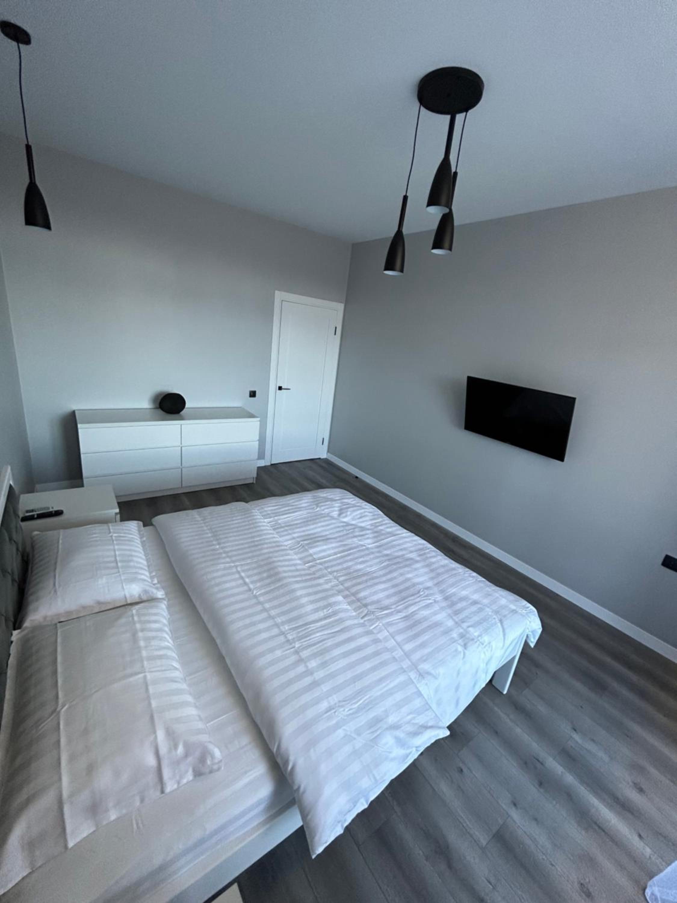 EAvalonRestApartment