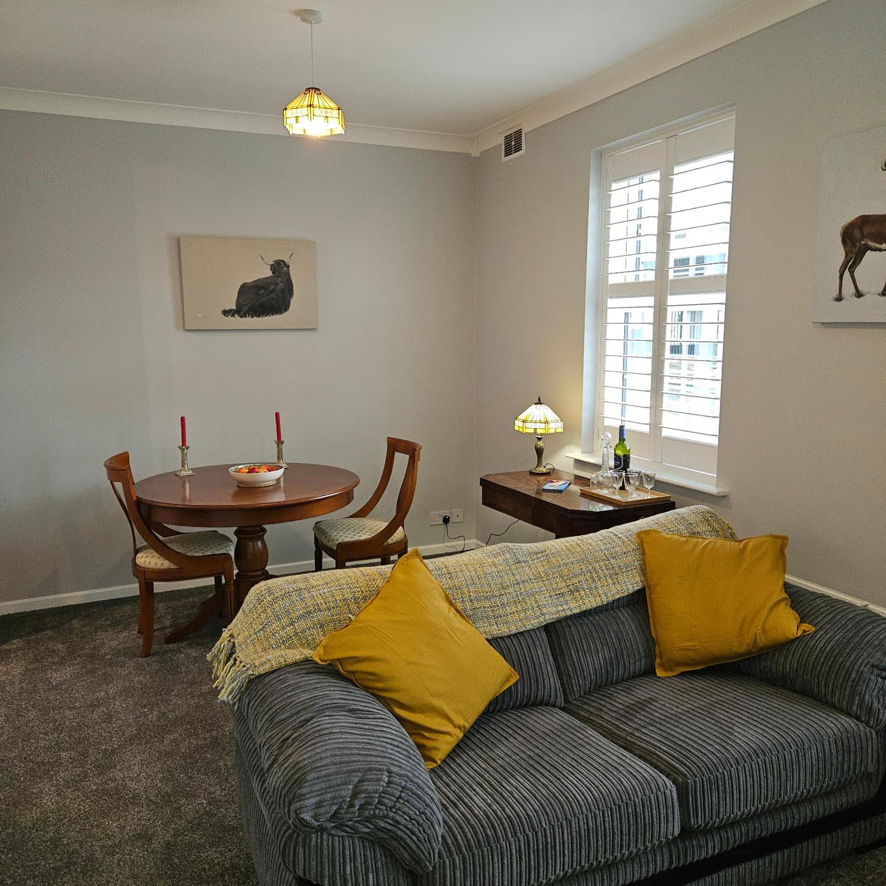 Ground floor well appointed cosy flat in Ludlow view 5