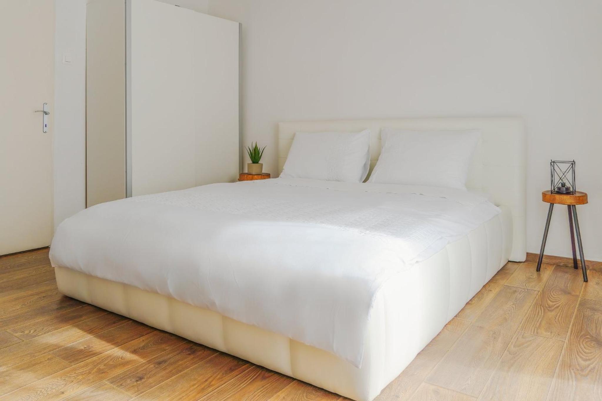 Family Apartment Vitlic view 3