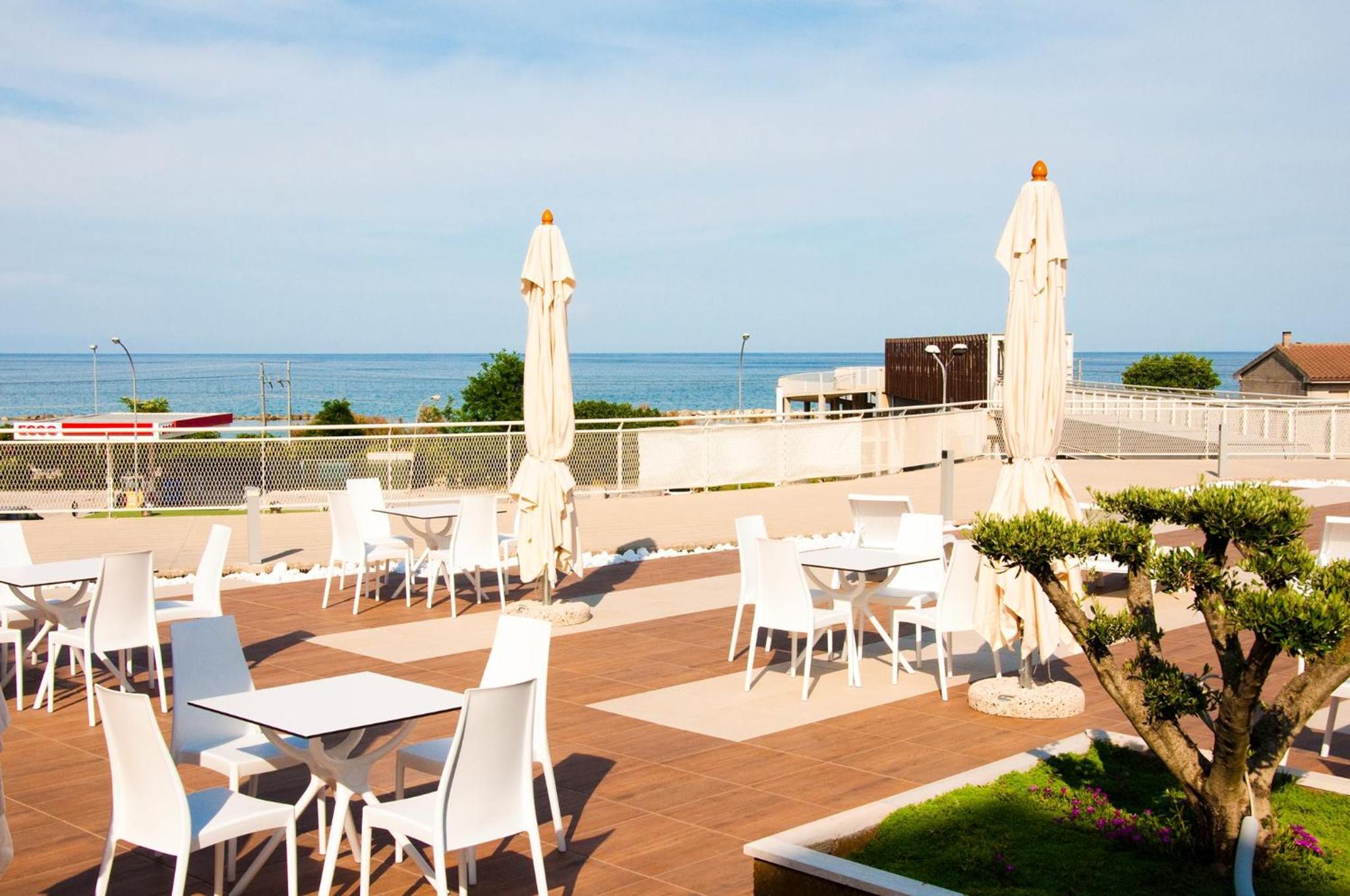 Ambruosi Village Resort & SPA