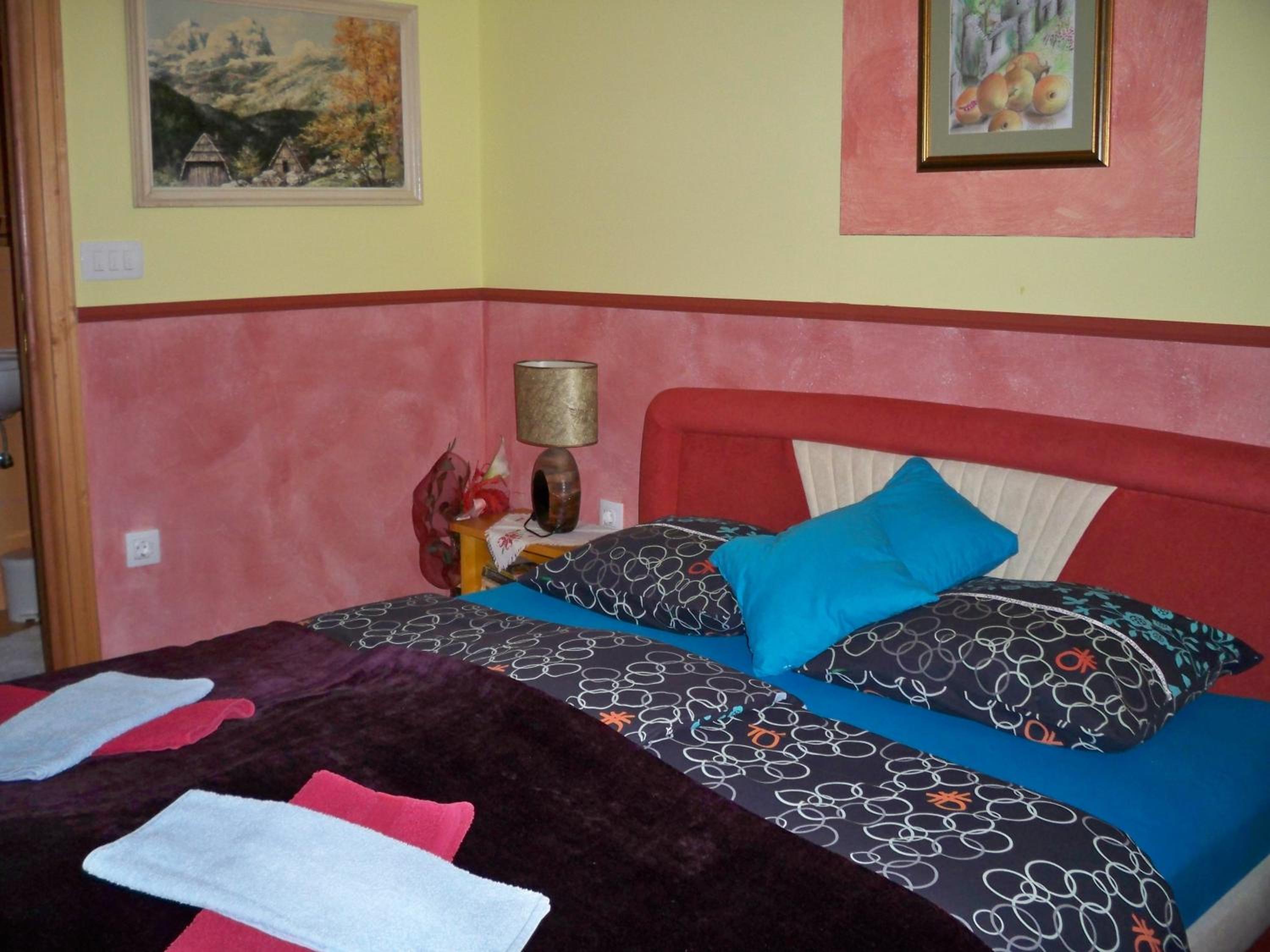 Apartment&Rooms 