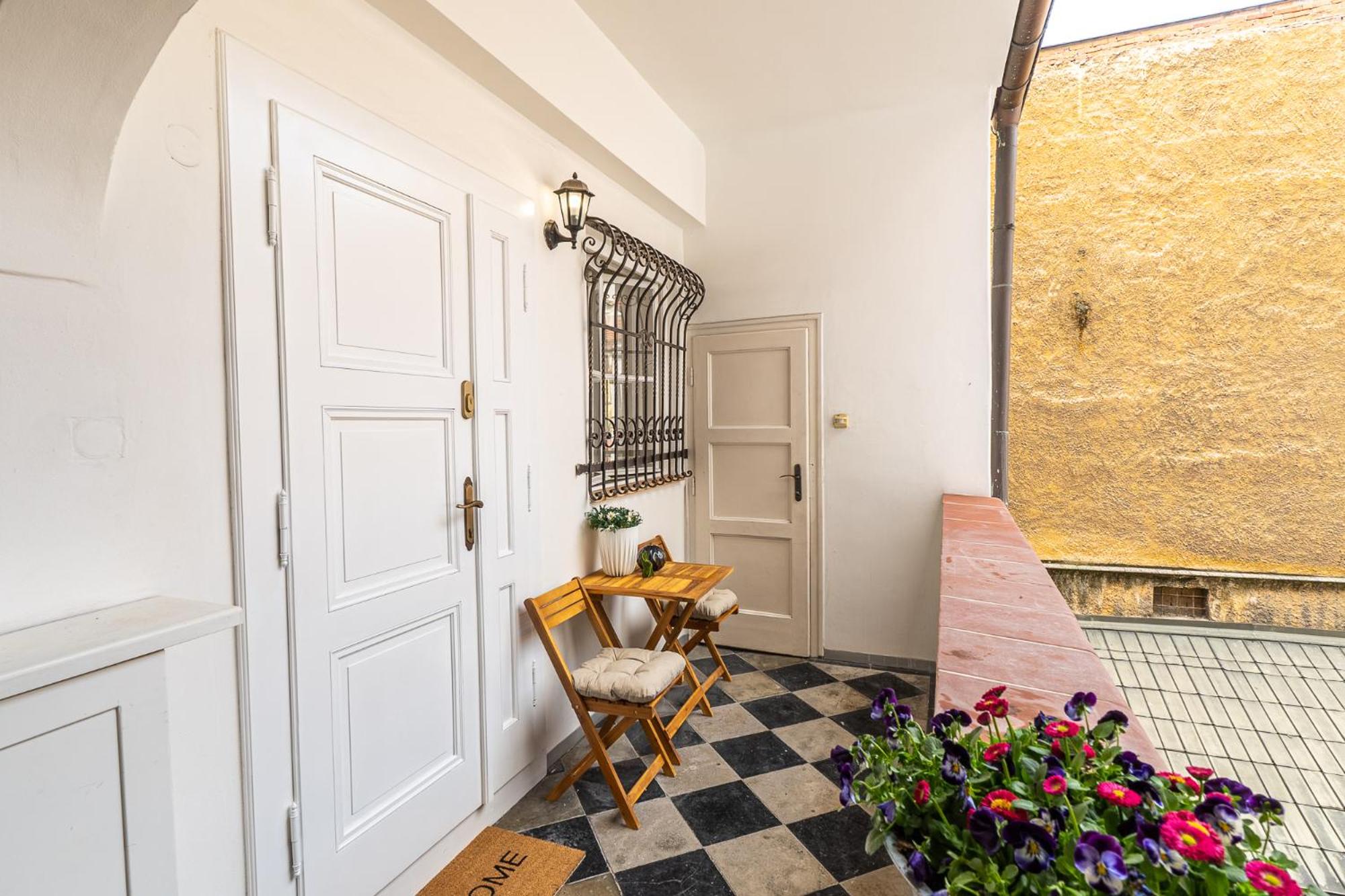 Charming Apartment in Lesser Town
