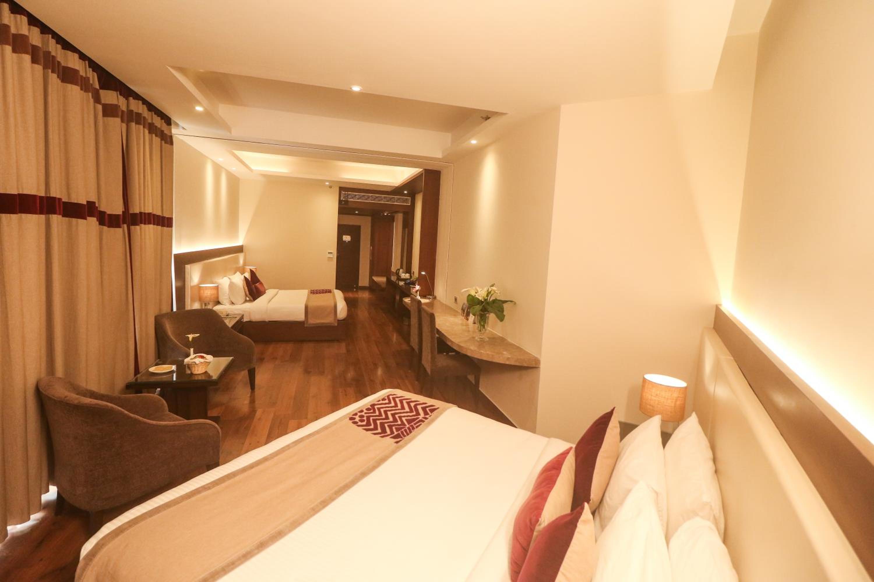 Marigold Sarovar Portico Shimla with Heated pool and AC Rooms-A Resort cottage and SPA Marigold Sarovar Portico Shimla with Heated pool and AC Rooms-A Resort cottage and SPA