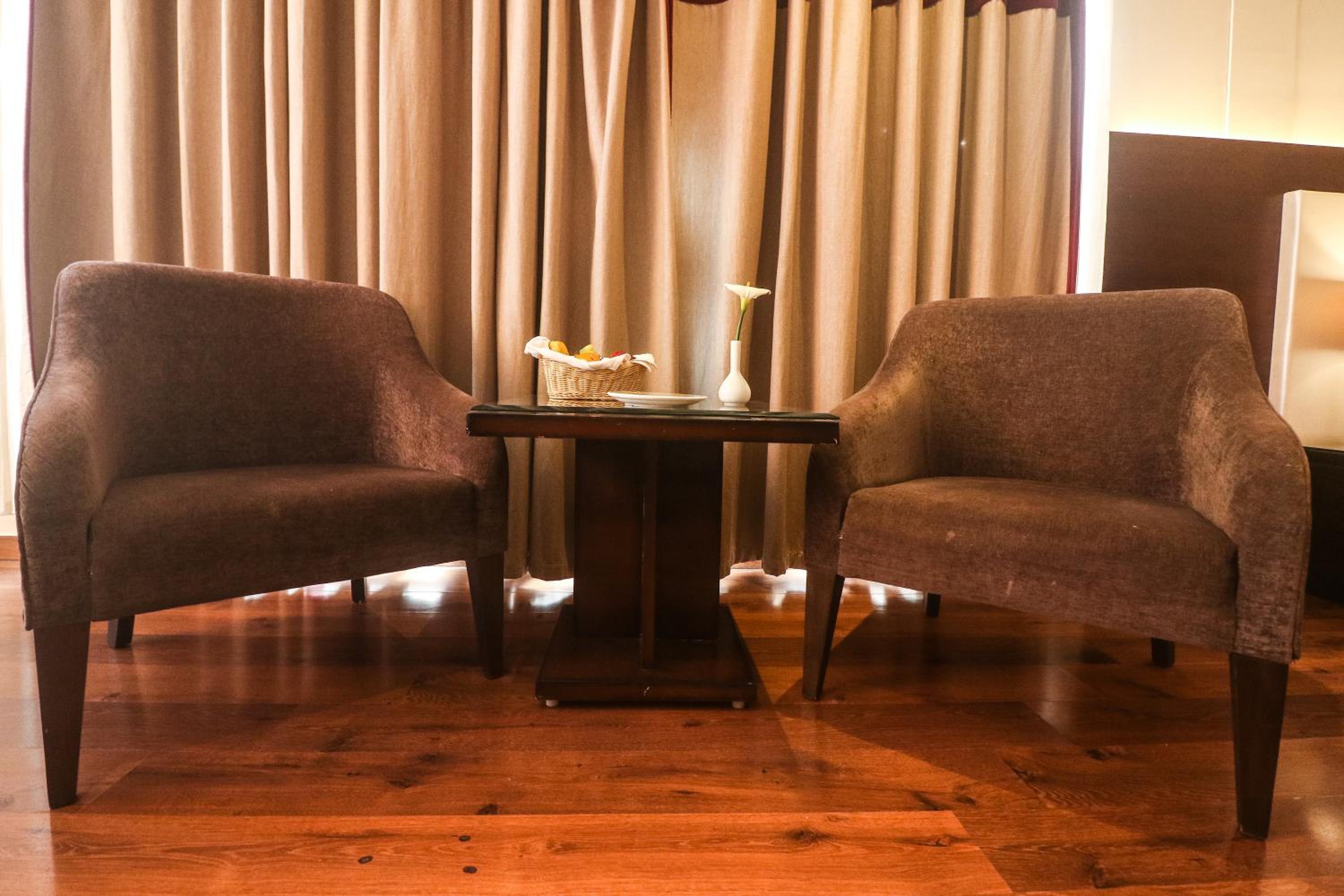 Marigold Sarovar Portico Shimla with Heated pool and AC Rooms-A Resort cottage and SPA Marigold Sarovar Portico Shimla with Heated pool and AC Rooms-A Resort cottage and SPA