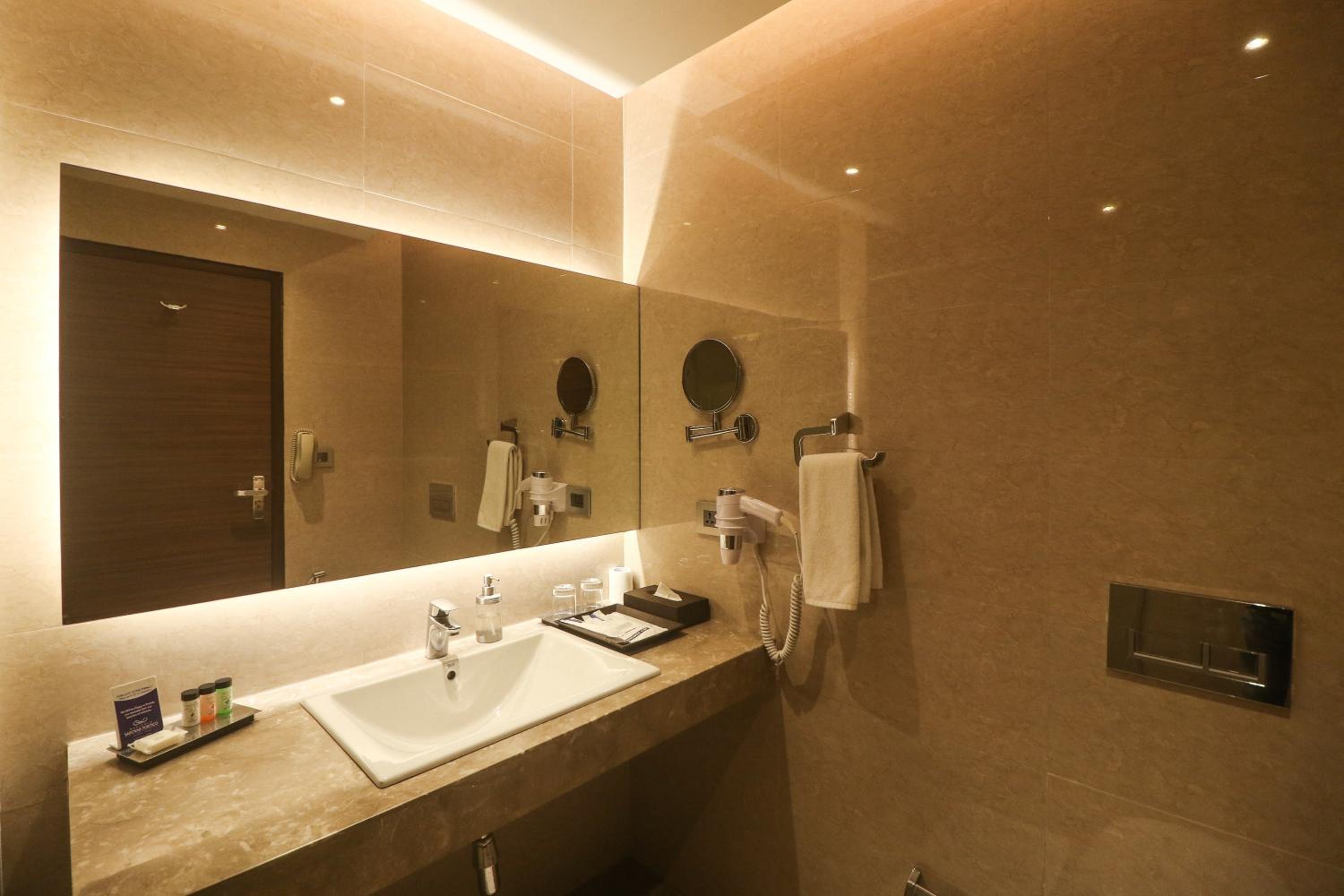 Marigold Sarovar Portico Shimla with Heated pool and AC Rooms-A Resort cottage and SPA Marigold Sarovar Portico Shimla with Heated pool and AC Rooms-A Resort cottage and SPA
