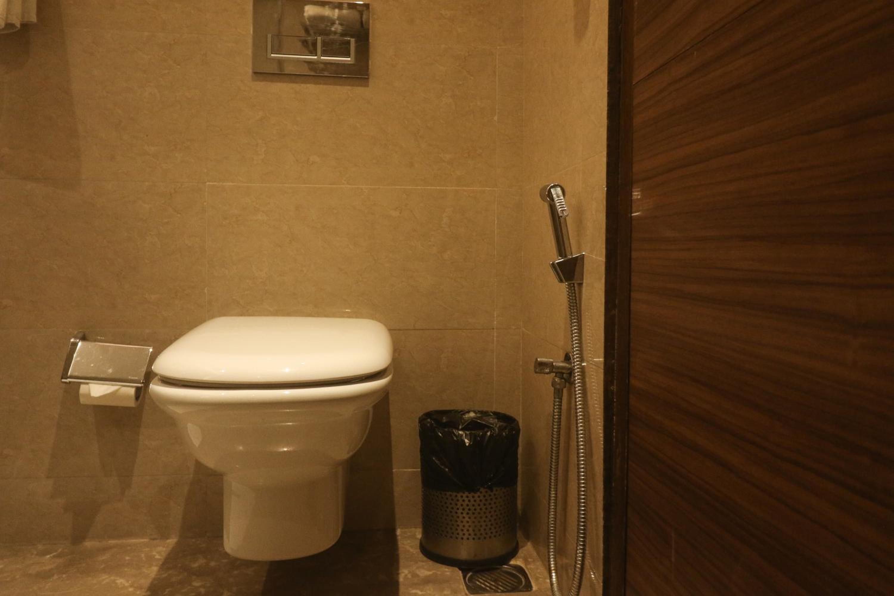 Marigold Sarovar Portico Shimla with Heated pool and AC Rooms-A Resort cottage and SPA Marigold Sarovar Portico Shimla with Heated pool and AC Rooms-A Resort cottage and SPA