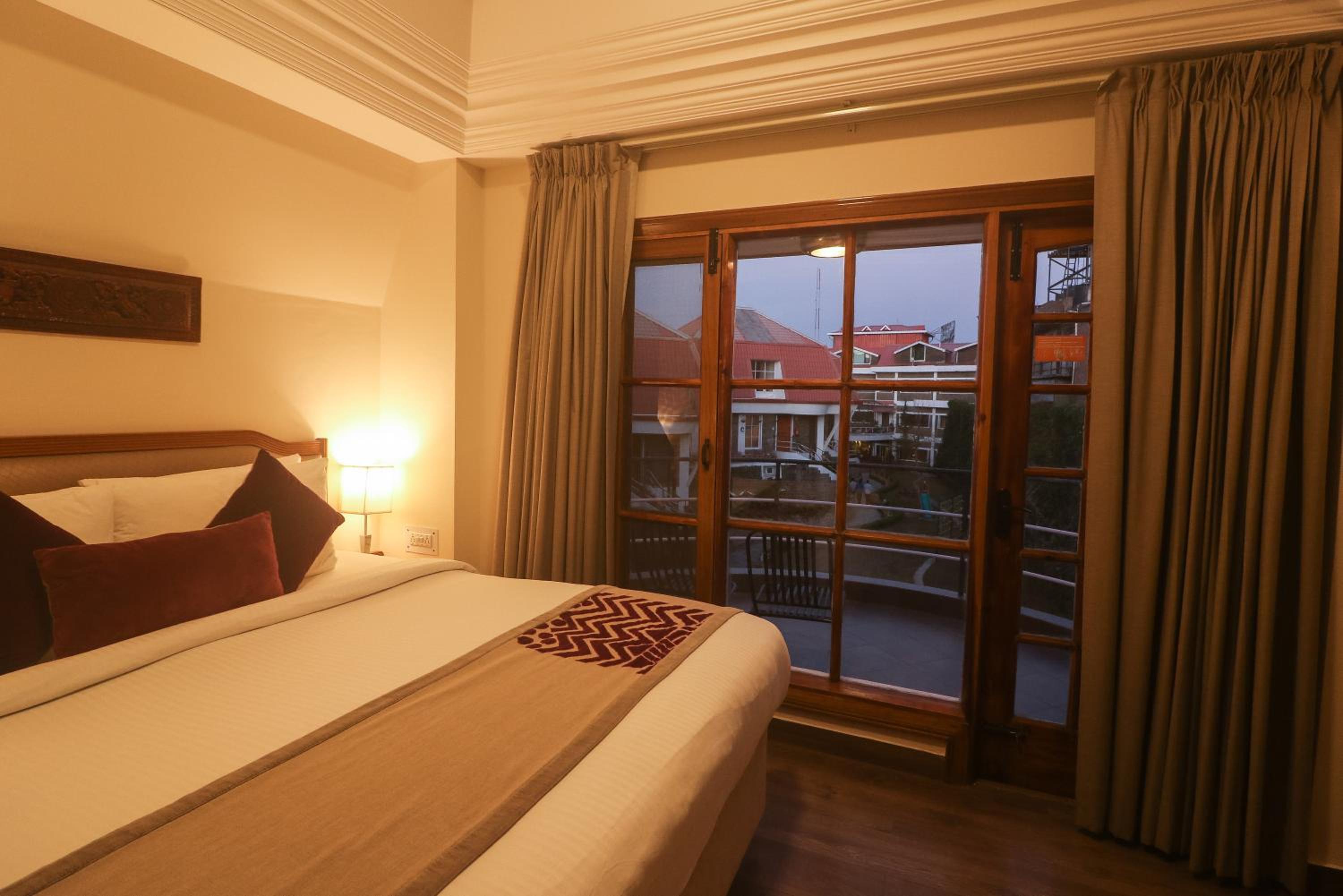 Marigold Sarovar Portico Shimla with Heated pool and AC Rooms-A Resort cottage and SPA Marigold Sarovar Portico Shimla with Heated pool and AC Rooms-A Resort cottage and SPA