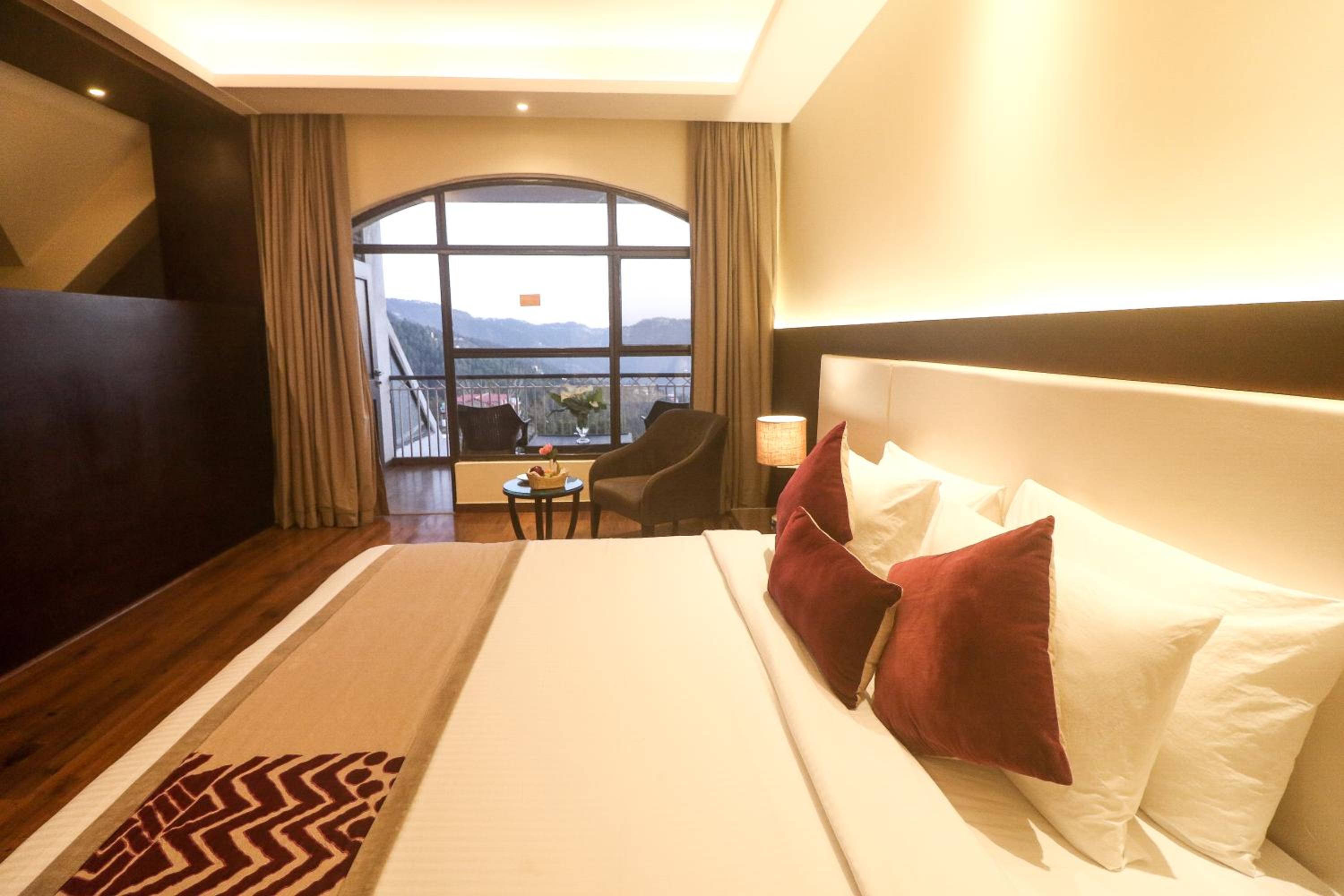Marigold Sarovar Portico Shimla with Heated pool and AC Rooms-A Resort cottage and SPA