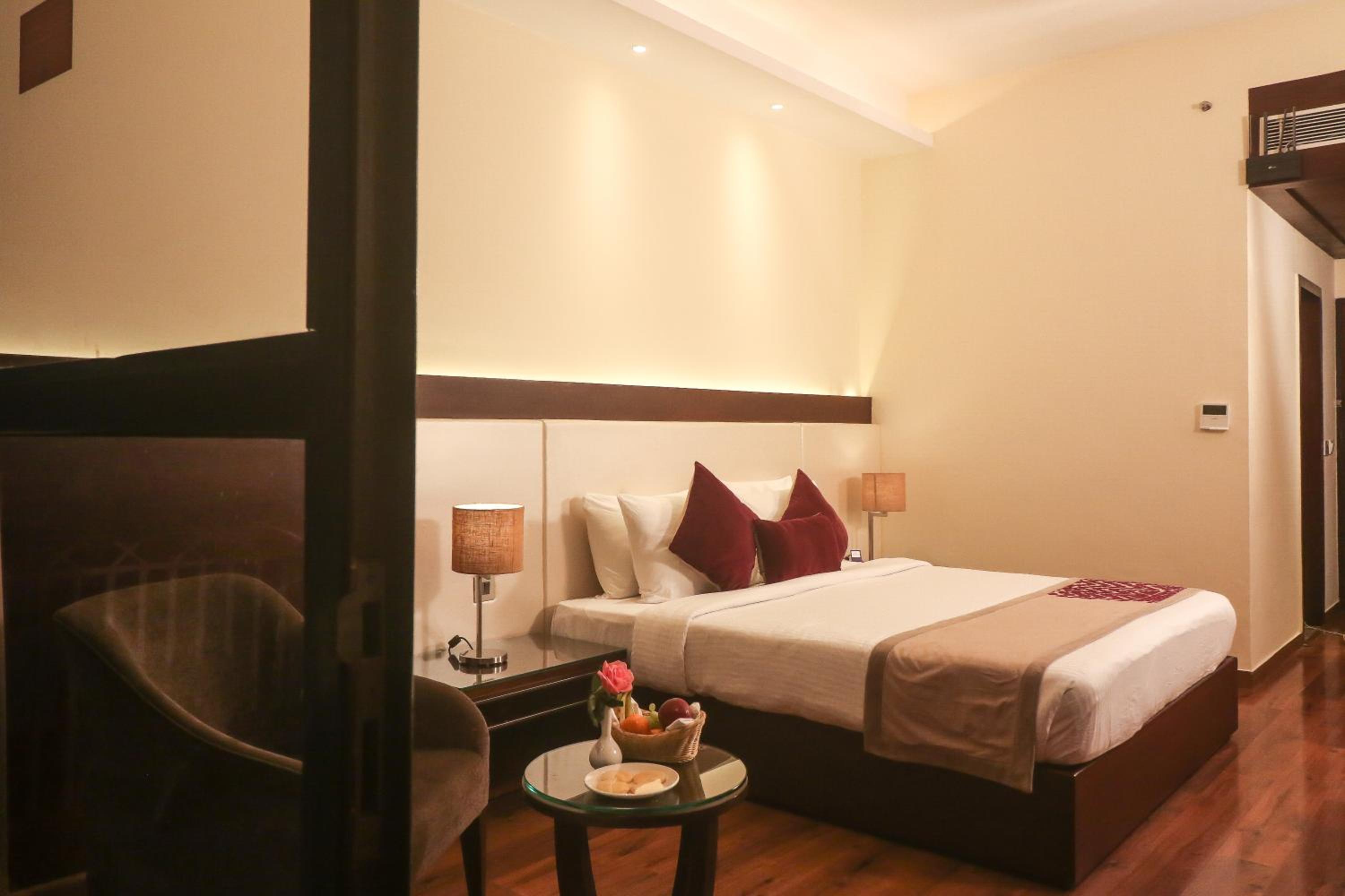 Marigold Sarovar Portico Shimla with Heated pool and AC Rooms-A Resort cottage and SPA Marigold Sarovar Portico Shimla with Heated pool and AC Rooms-A Resort cottage and SPA