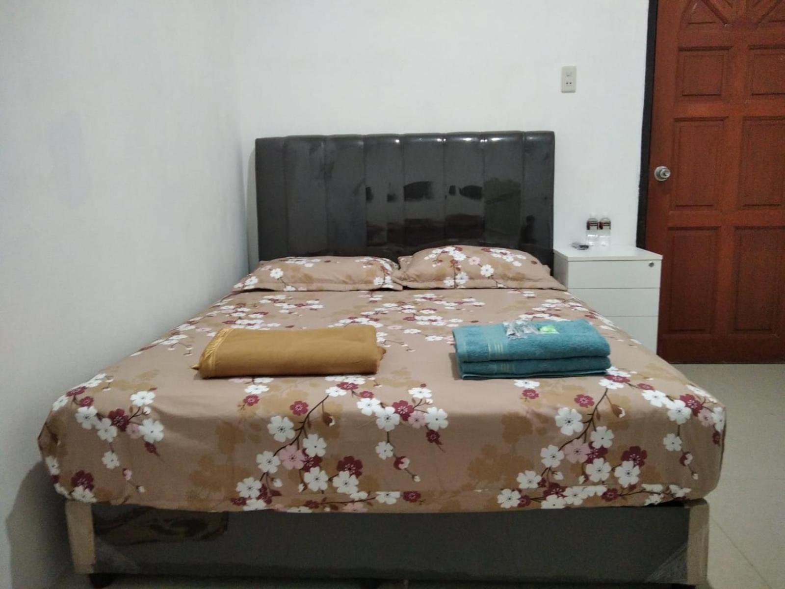 Taras Homestay