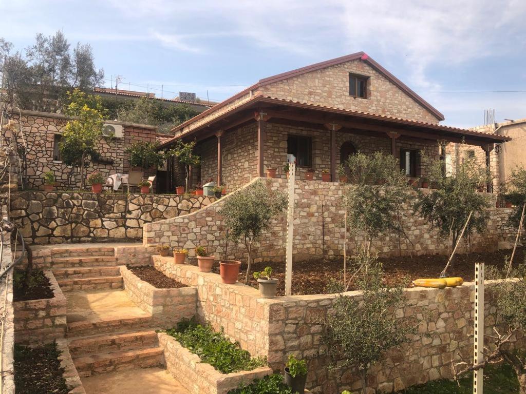 Vokopola Villa