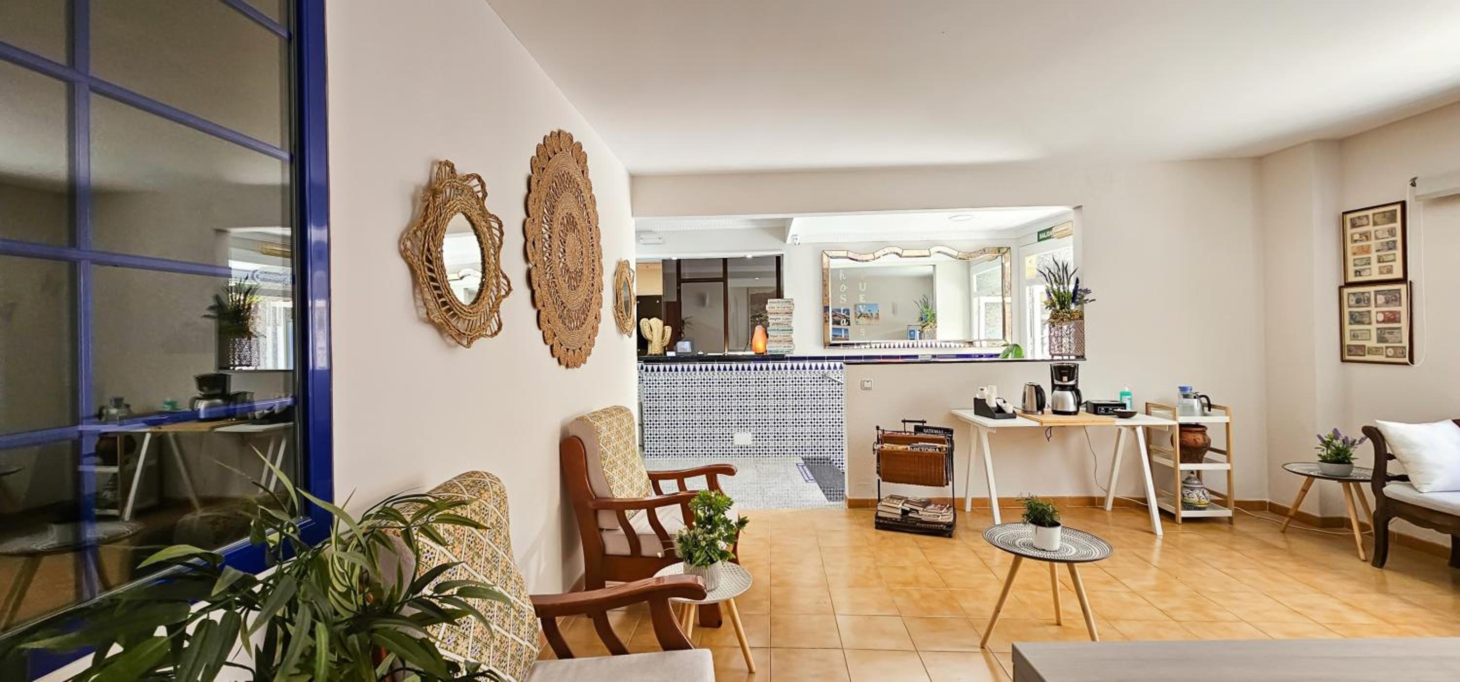 Hostal Cuevas