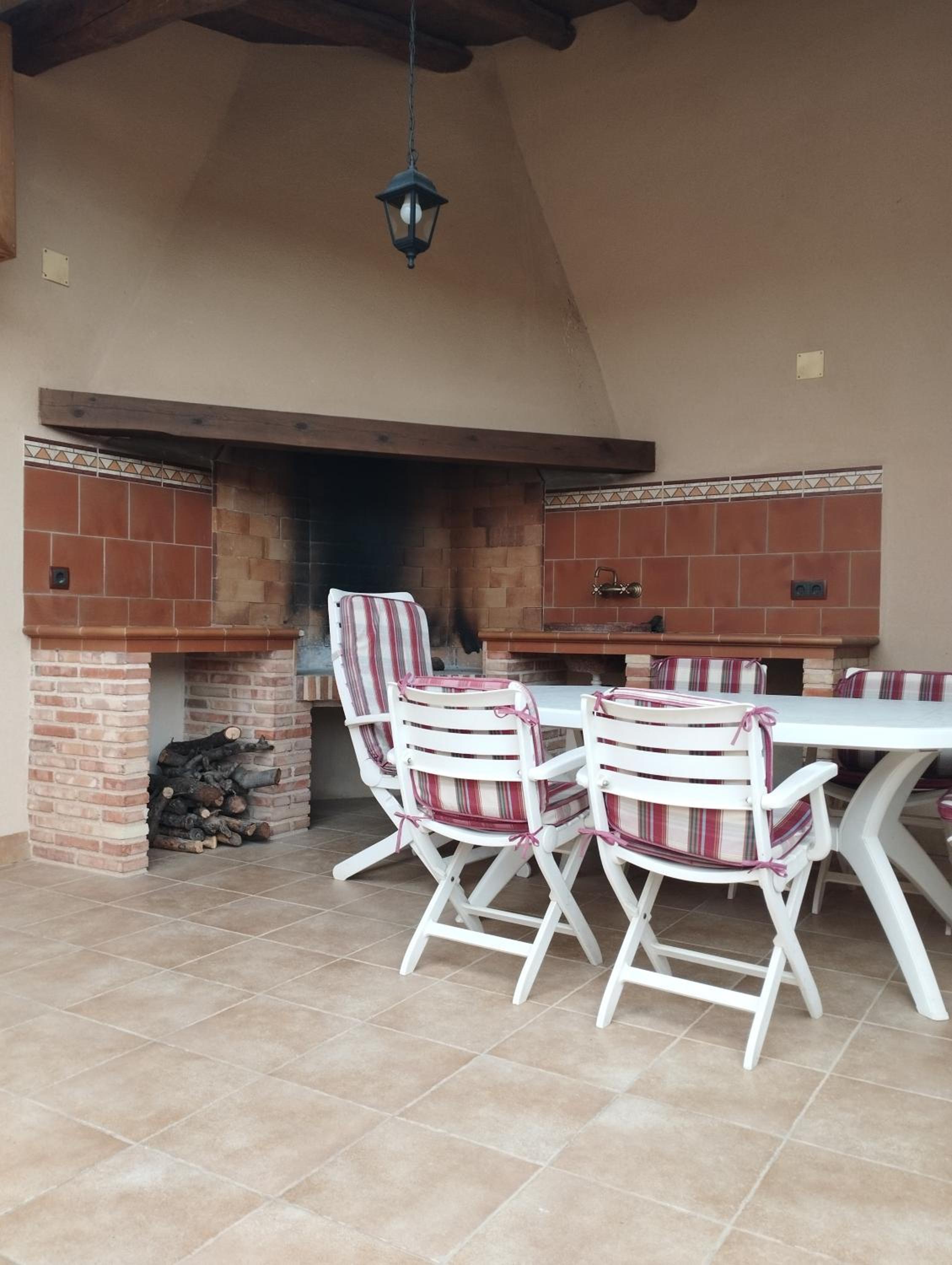 CASA RURAL LES ROQUETES