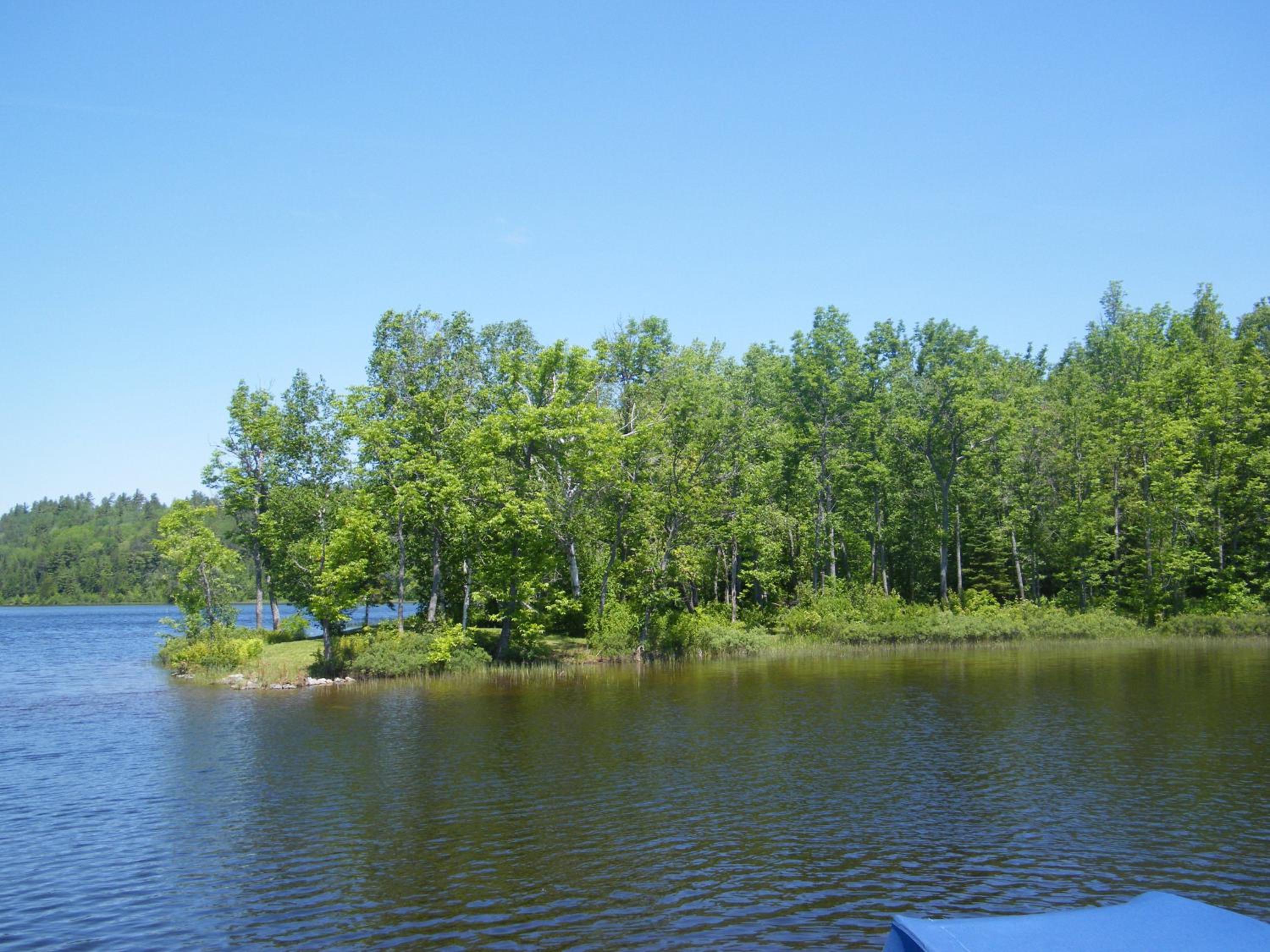 Mowat Landing Cottages