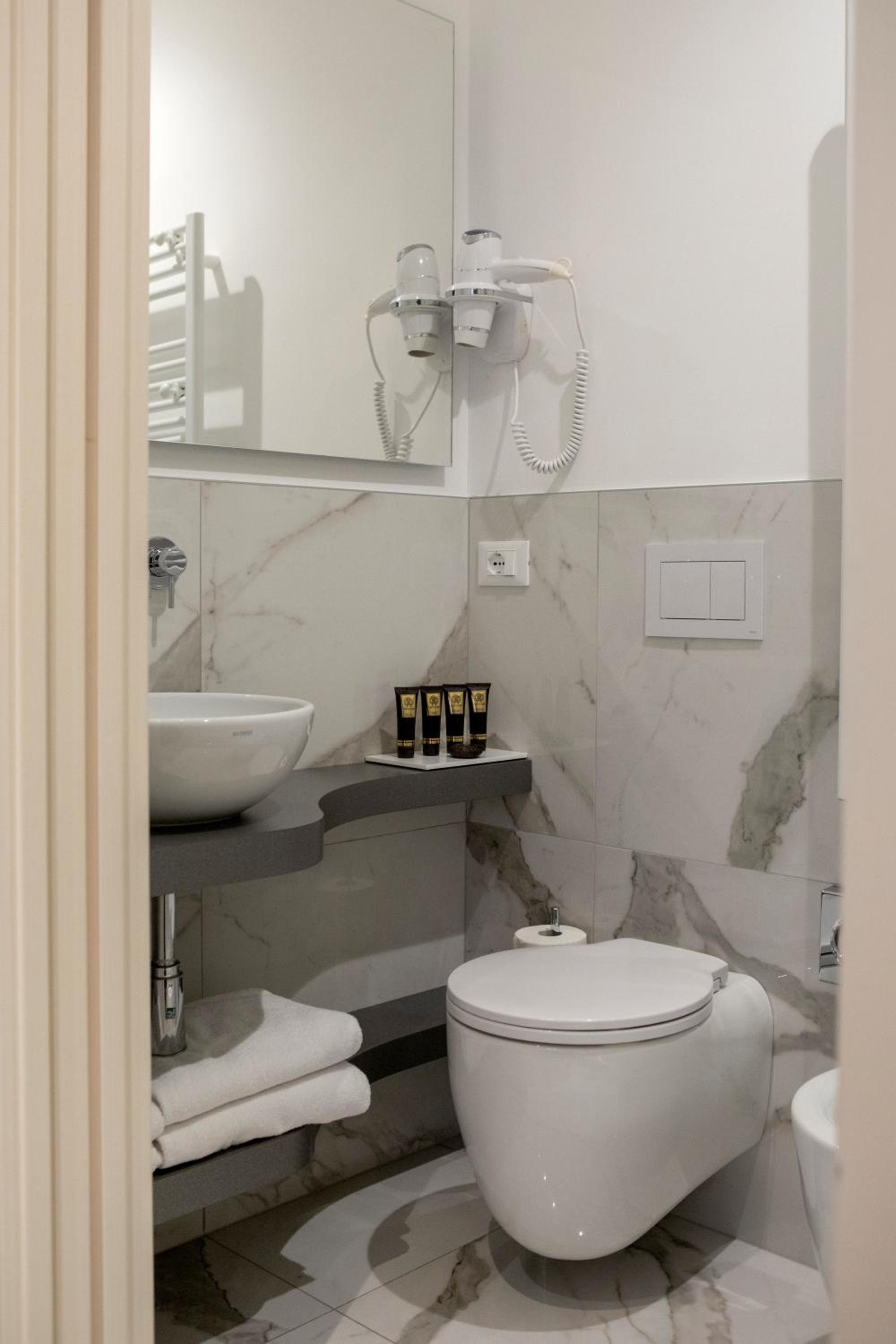 Alle Guglie Boutique Hotel photo 4