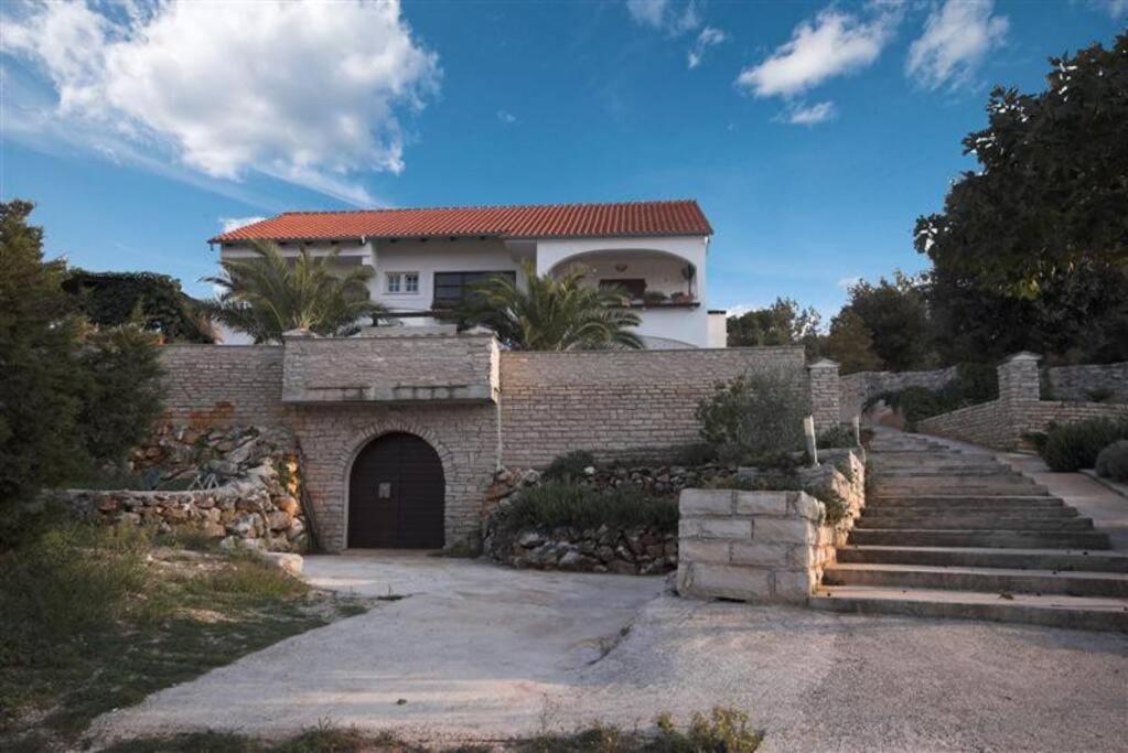 Villa Nikolina