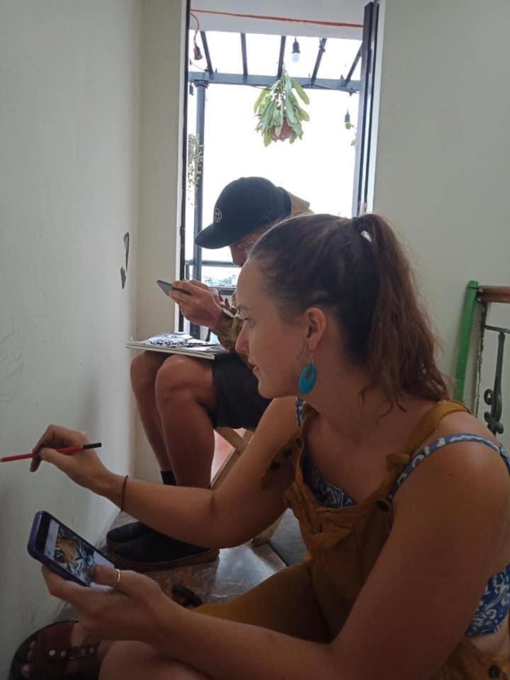 Ubuntu Hostel and Tour