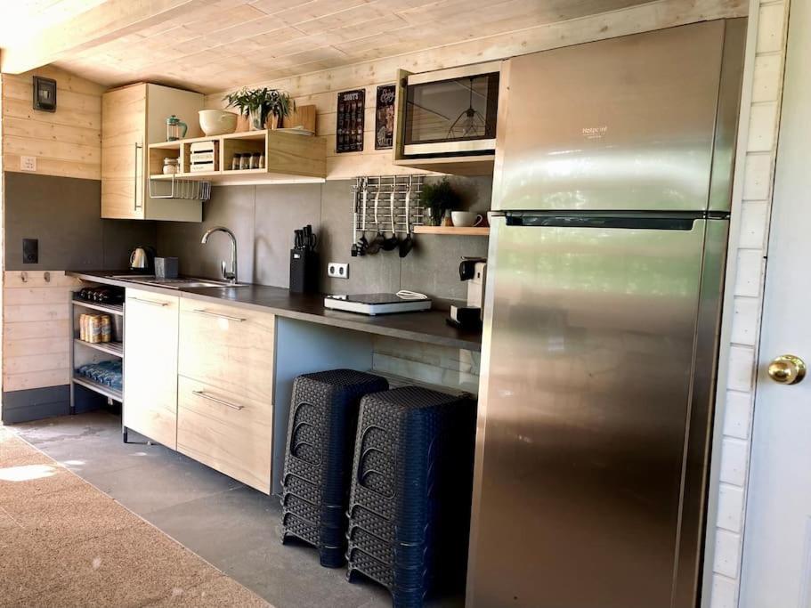 DOMEGLAMPING at FISHINGLAKE