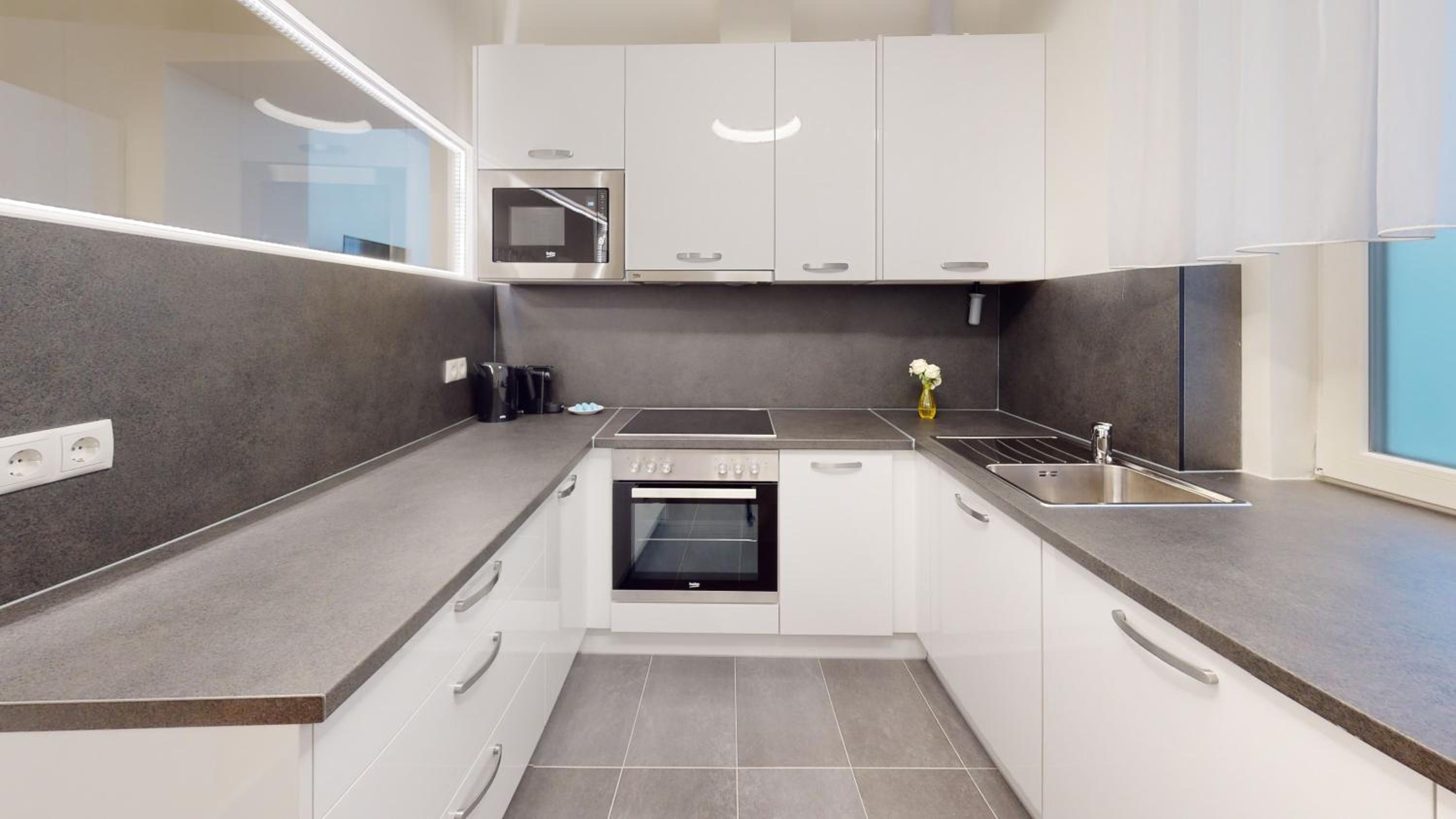 ALON HOMES Vienna - Premium City Center Apartments